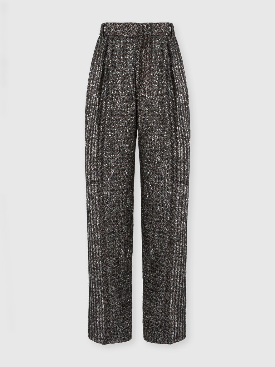 Wide-leg pants