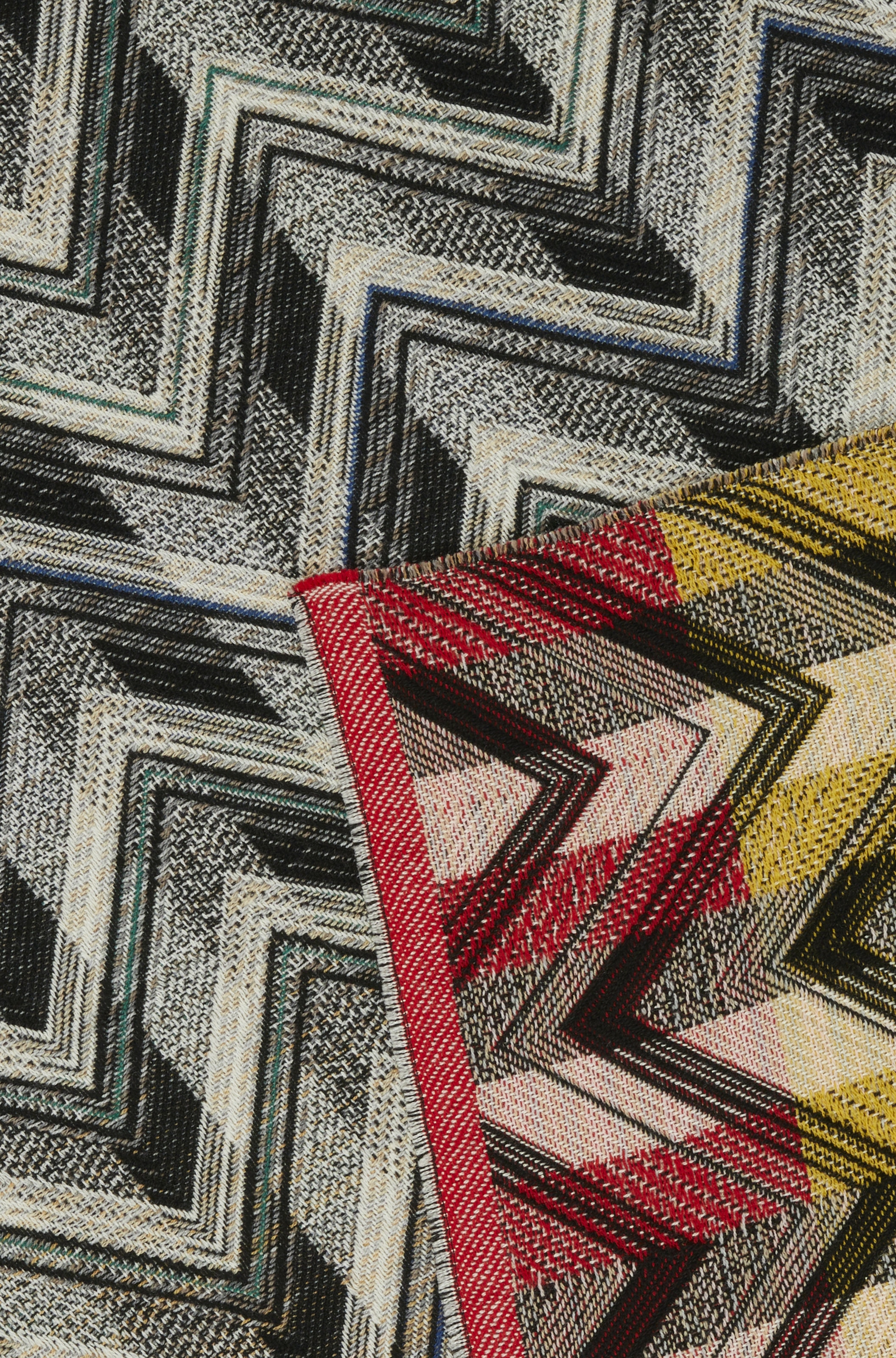 Brent  Throw 140x190 cm, Black    - 2