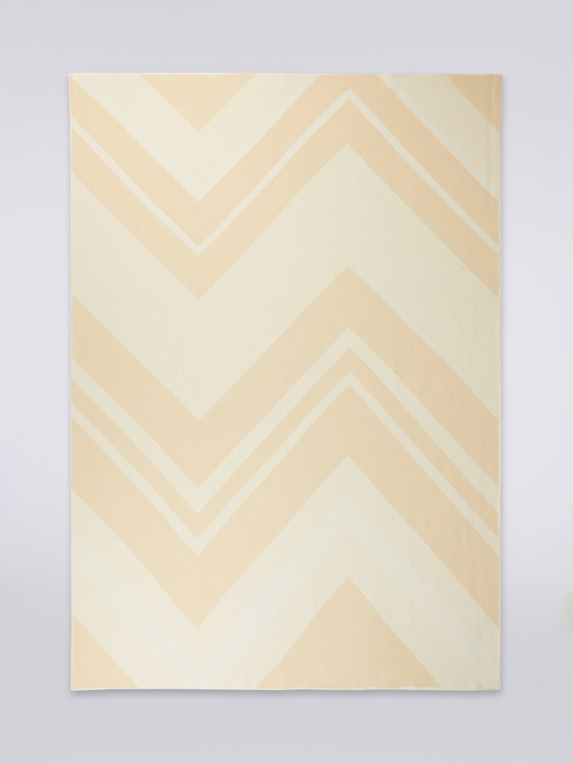 Cornelio 130x190 cm plaid blanket in zigzag wool, White  - 1
