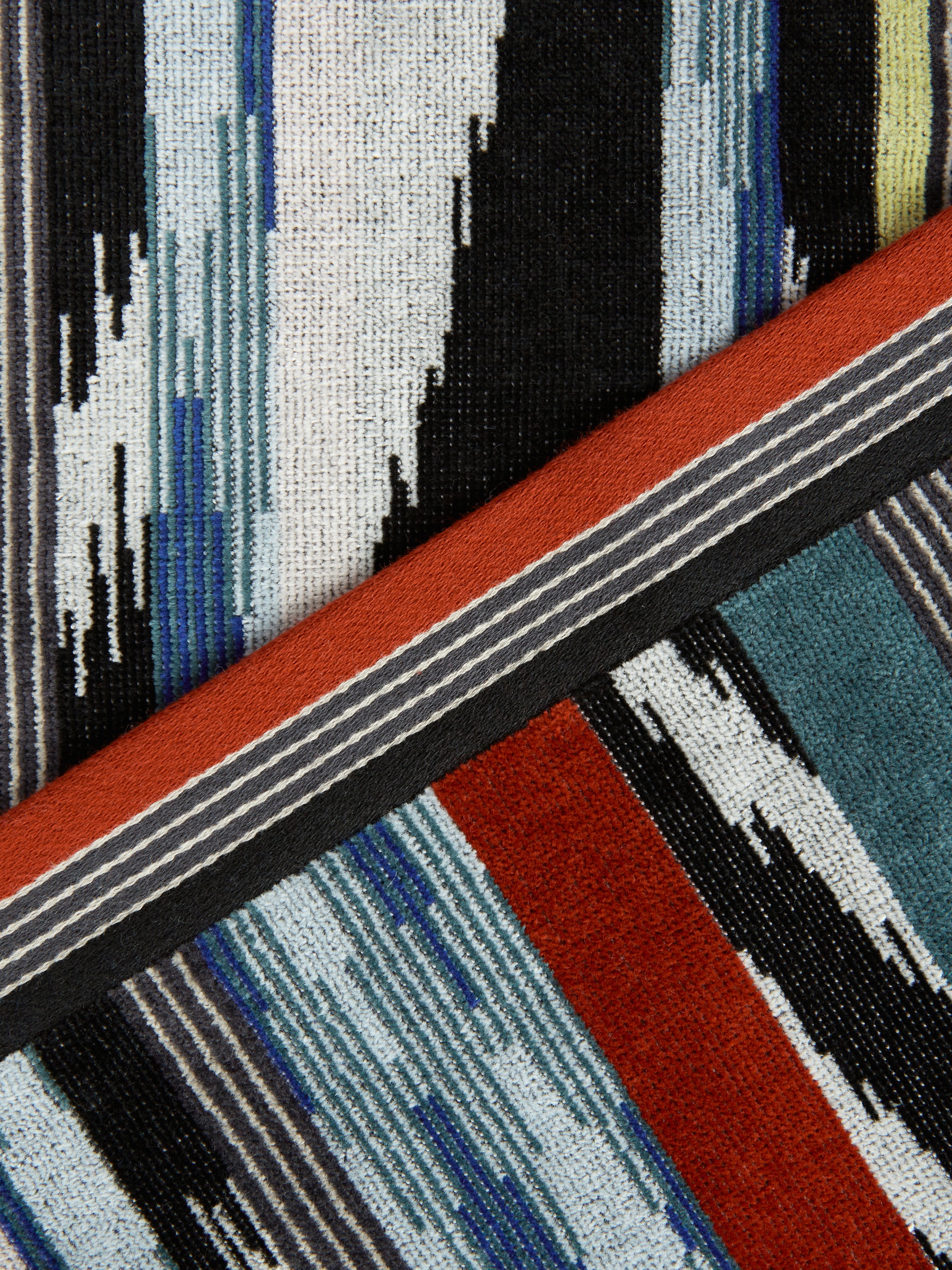 Cotton Bath Towel  100 X 150 Cm, Multicoloured  - 2