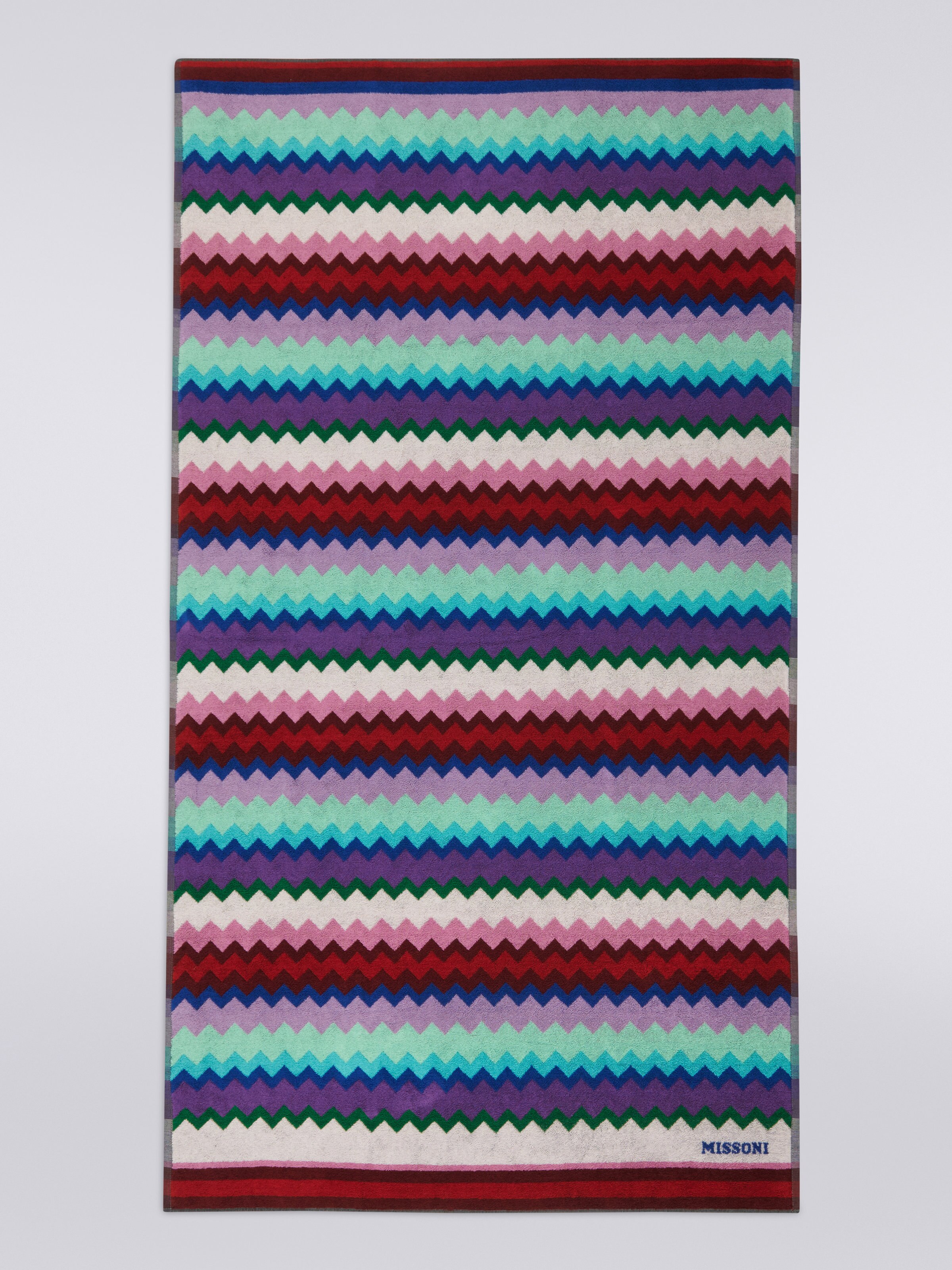 Strandtuch Chantal 100x180 cm aus Baumwollfrottee mit Chevronmuster, Mehrfarbig  - 1