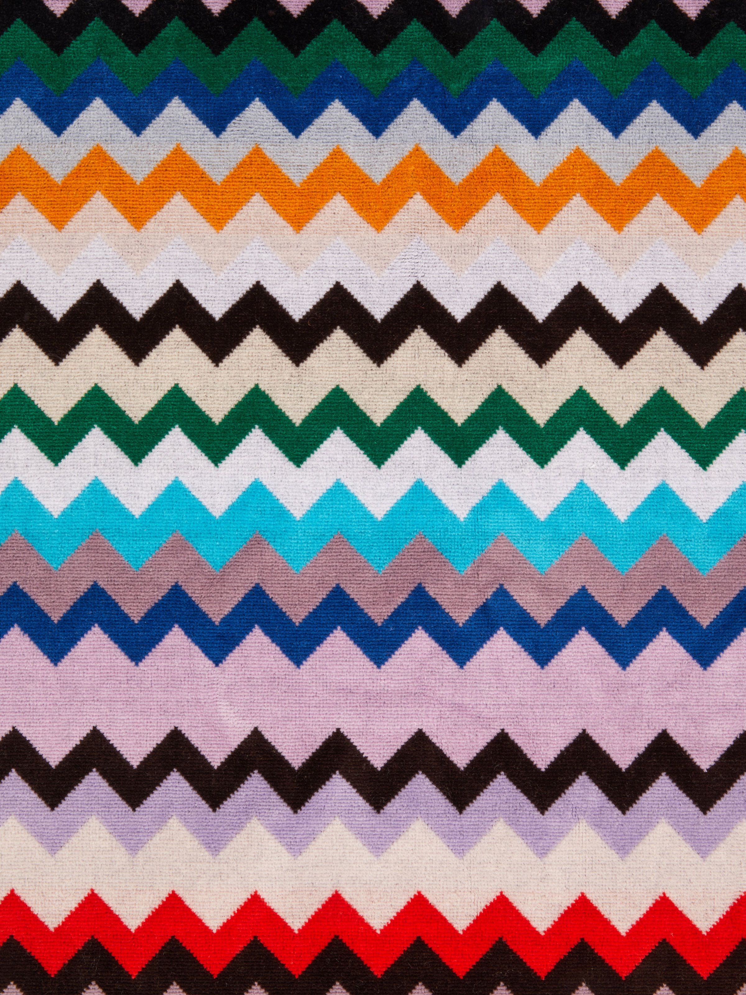 Serviette de plage Carllie 100x180 cm en tissu de coton éponge à chevrons, Multicolore  - 3