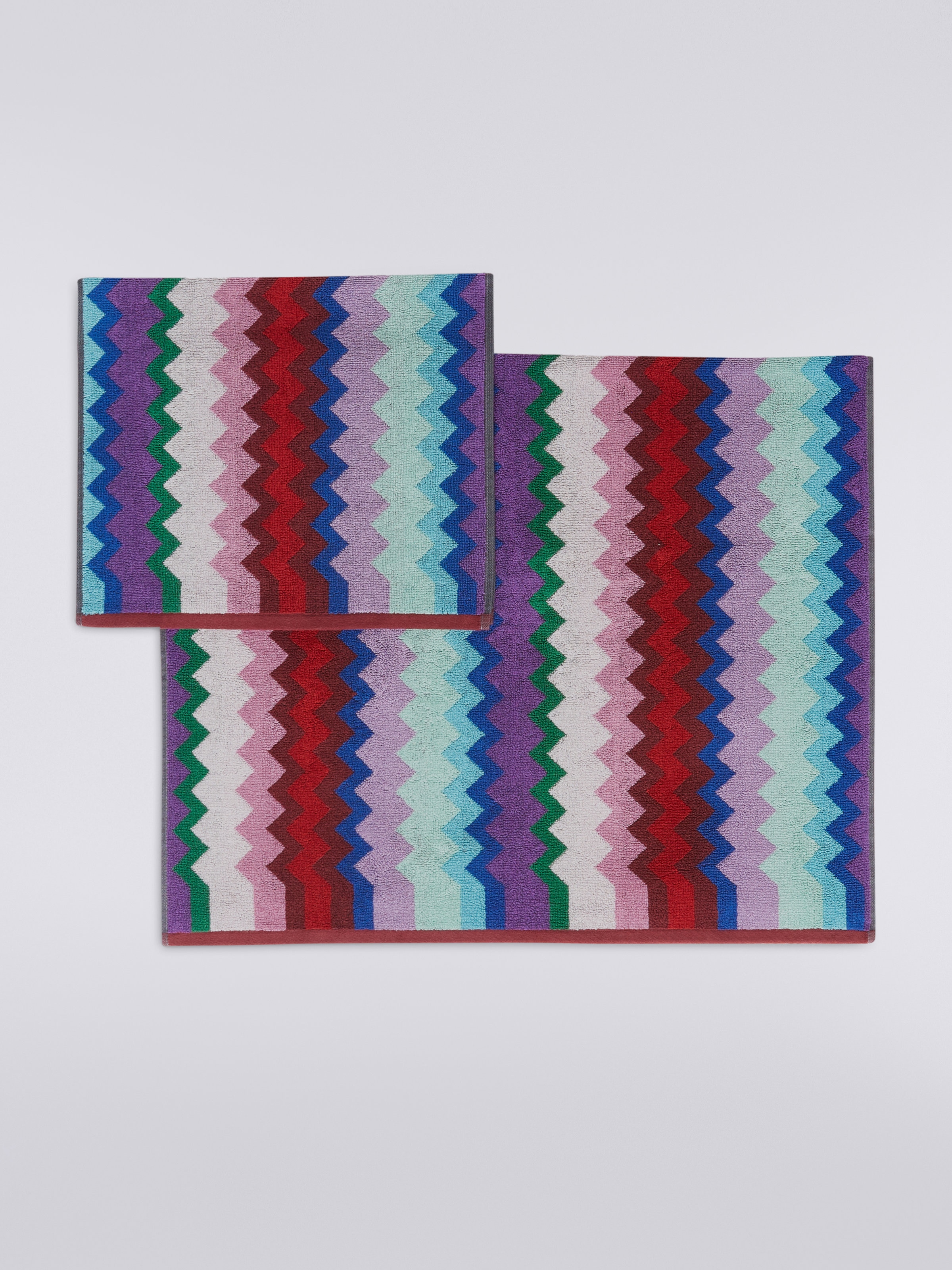 2-piece Chantal bath towel set in chevron cotton terry, Multicoloured  - 1