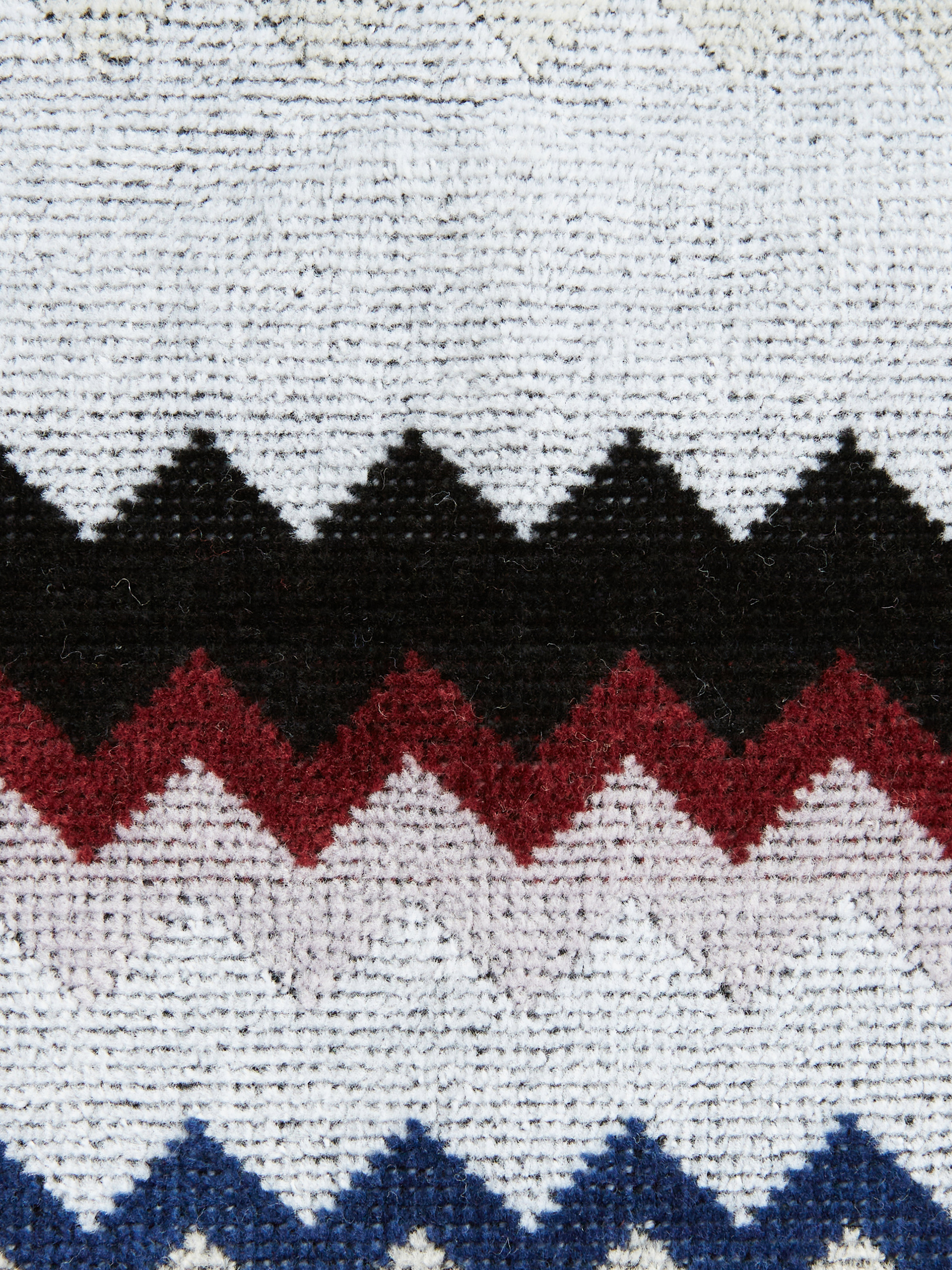 2-piece Curt bath towel set in chevron cotton terry, Black    - 3