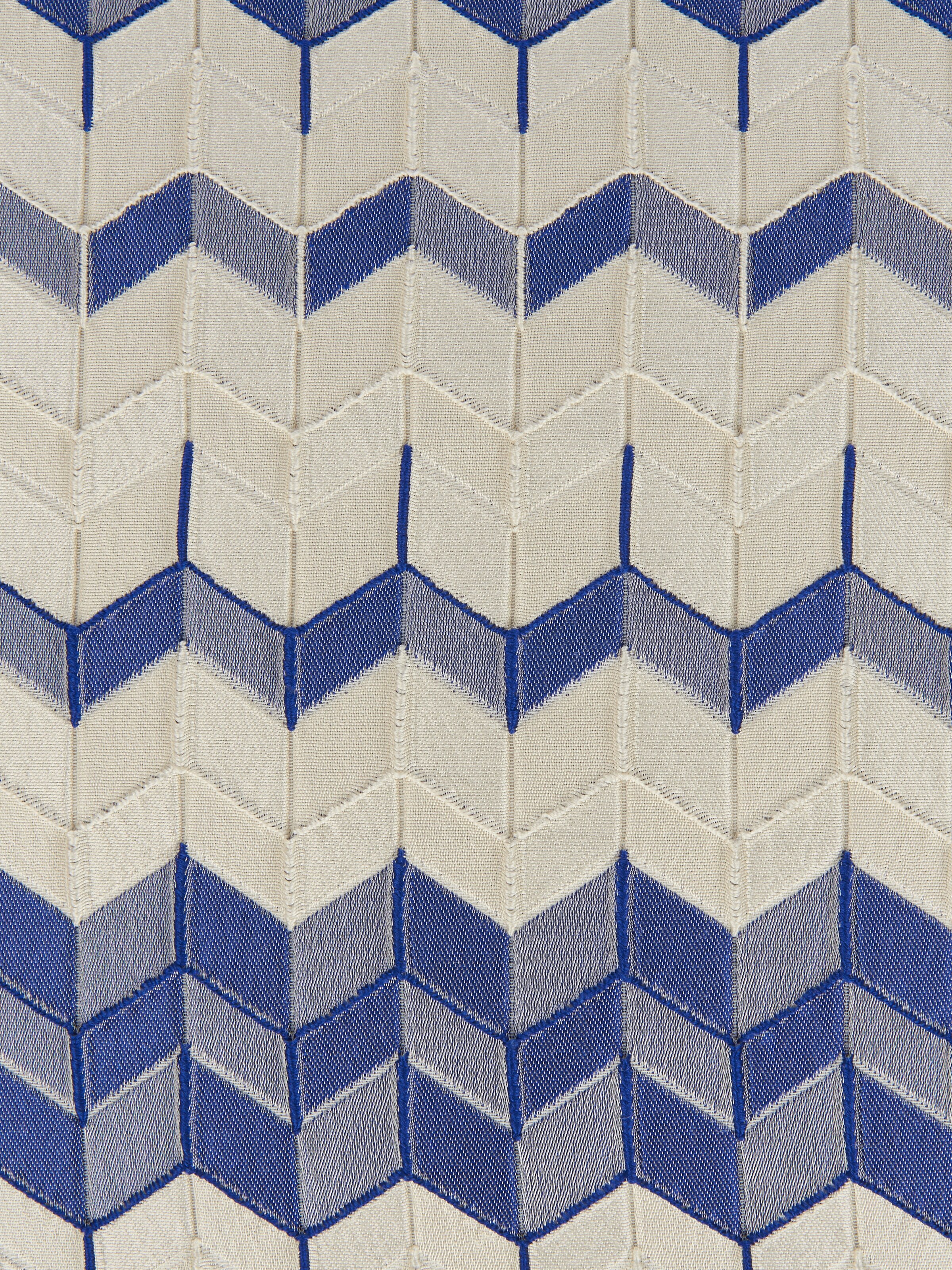 Tread 40x40 cm chevron 3D effect cushion, Blue - 3