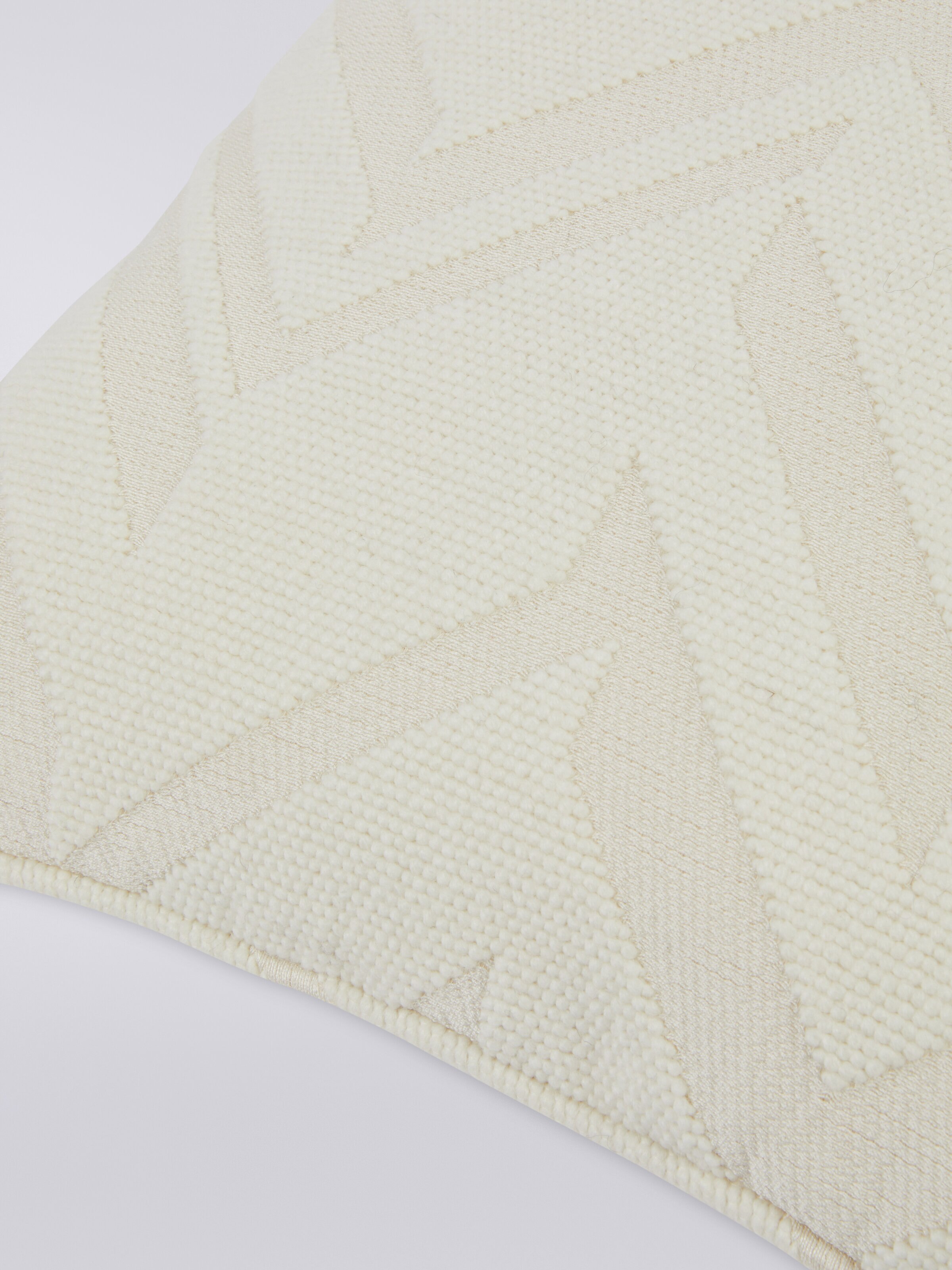 Orme クッション 40x40cm 3Dエフェクトジャカード織り, ホワイト  - 2