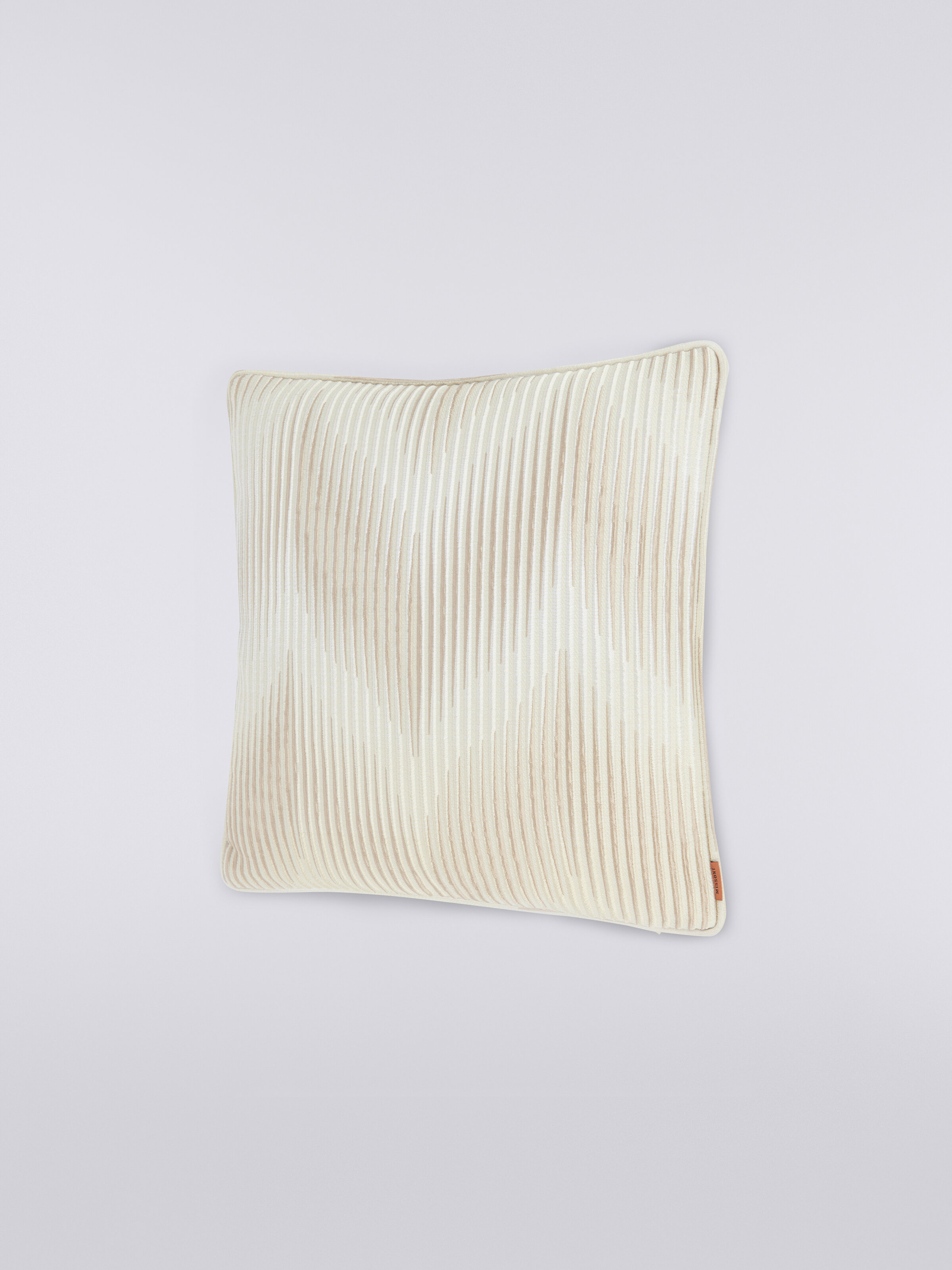 Ande 40x40 cm cushion with faded chevron, White  - 1