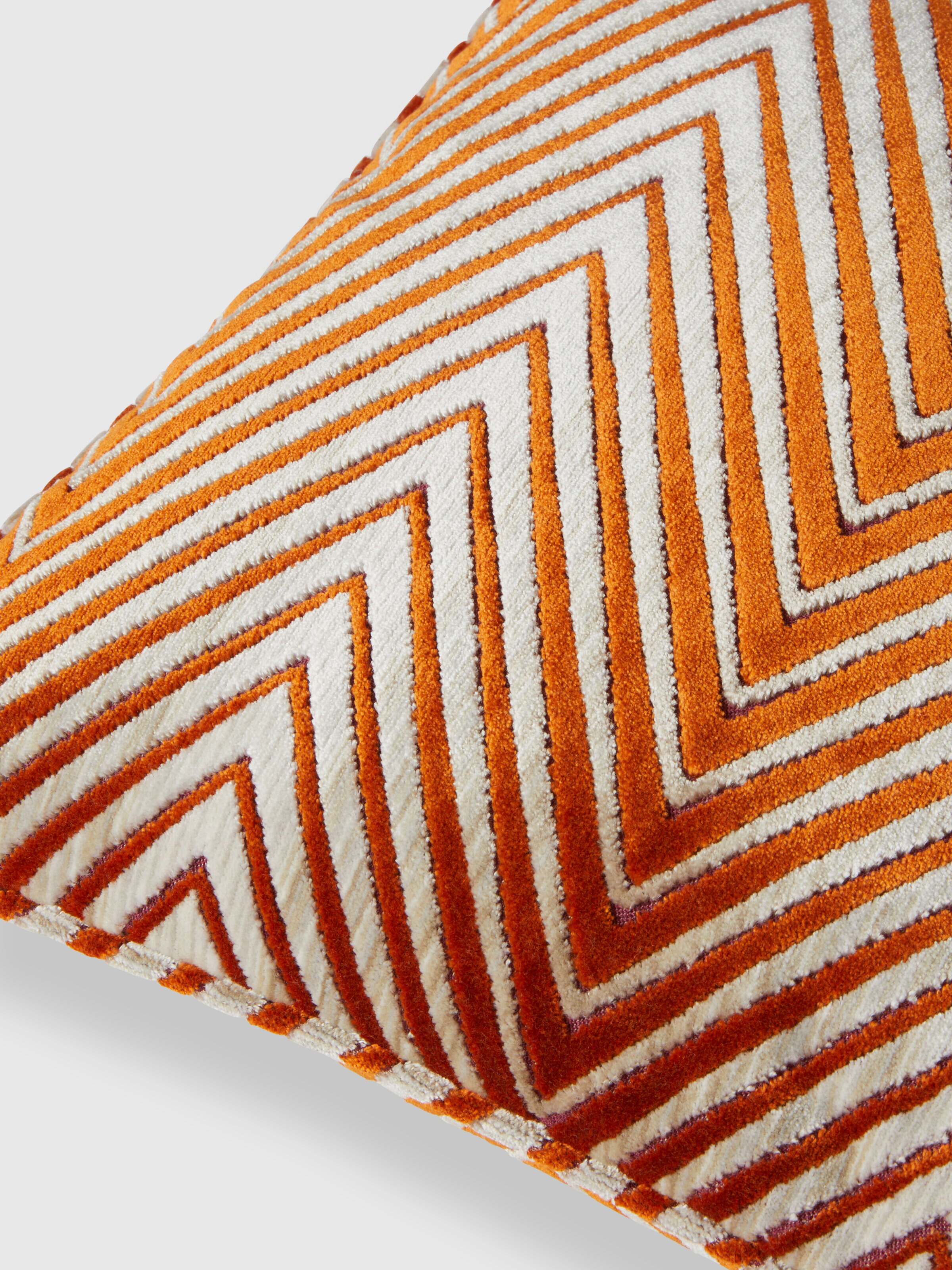 Ziggy 40x40 cm viscose blend zigzag cushion, Orange Multicoloured  - 2