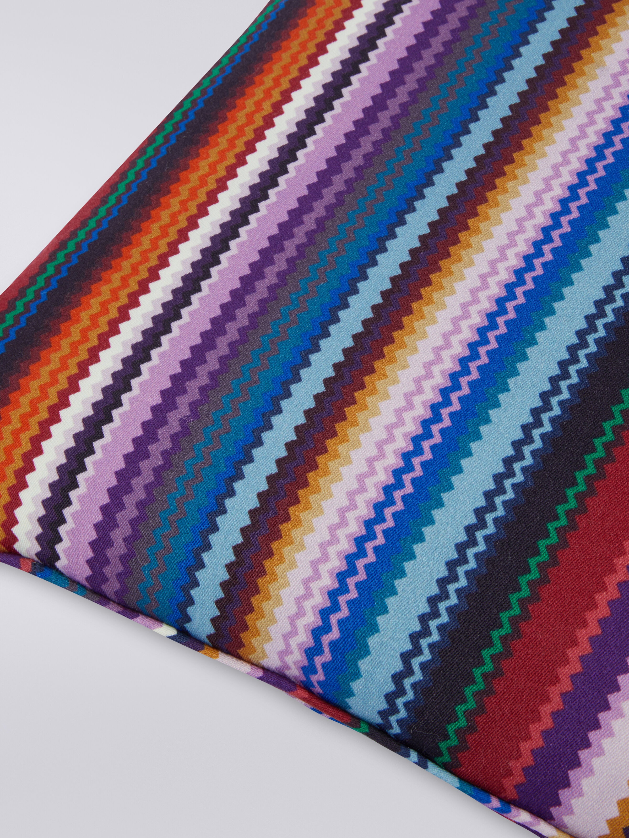 Cojín Shangai 40x40 cm en raso de lana zigzag, Azul Oscuro - 2