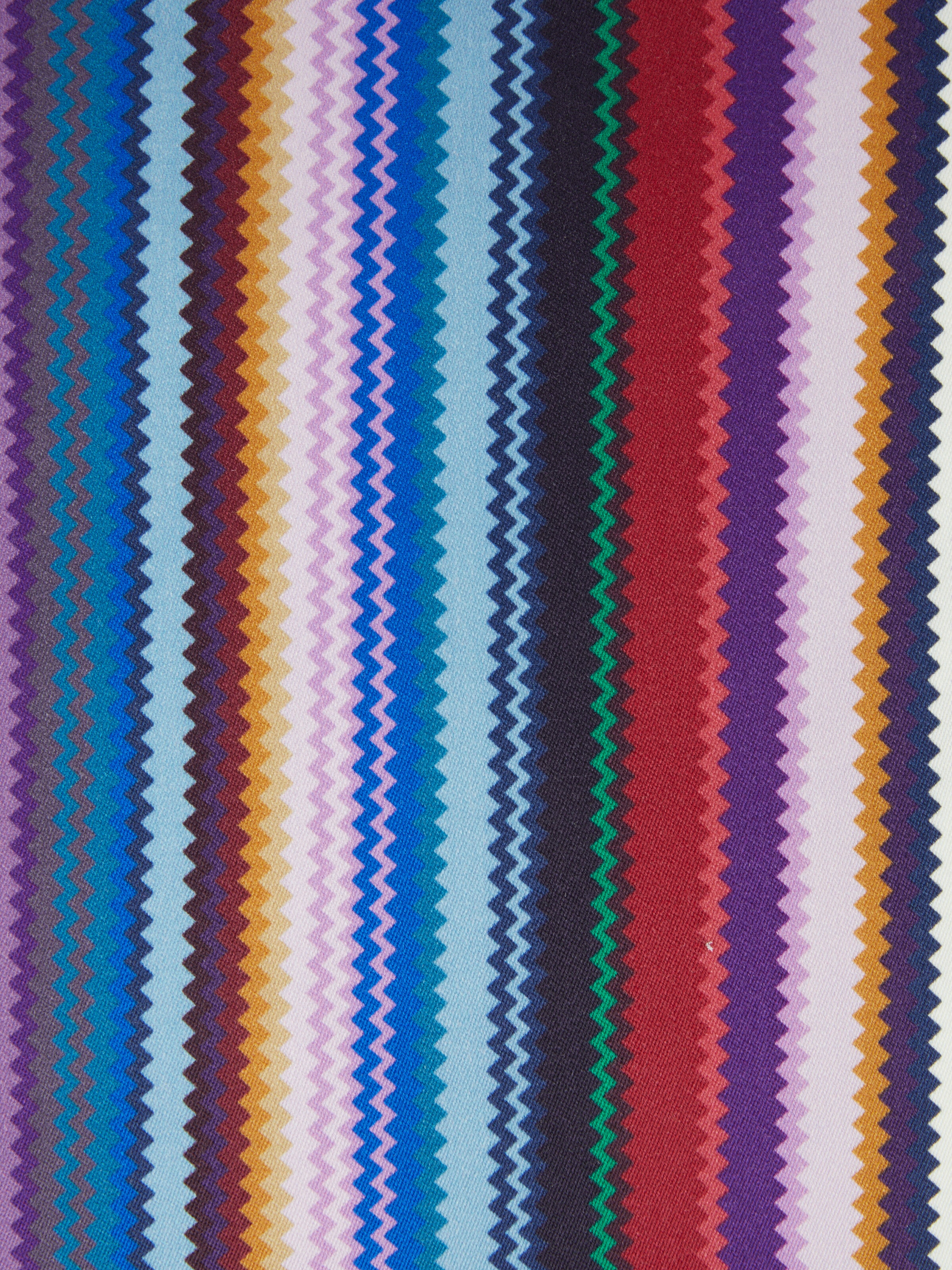 Cojín Shangai 40x40 cm en raso de lana zigzag, Azul Oscuro - 3
