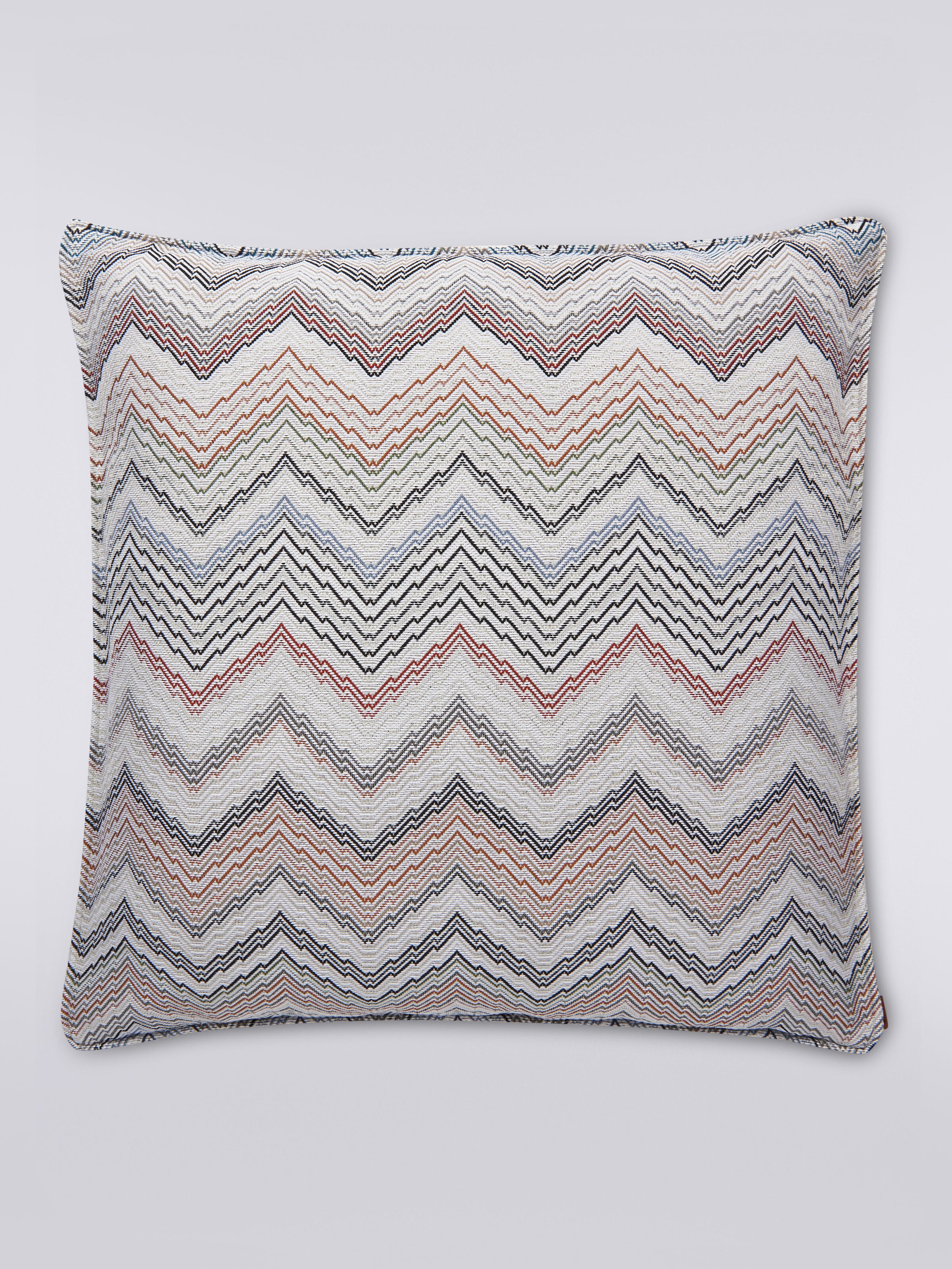 Milano 60x60 cm cushion with knitted effect, White  - 0