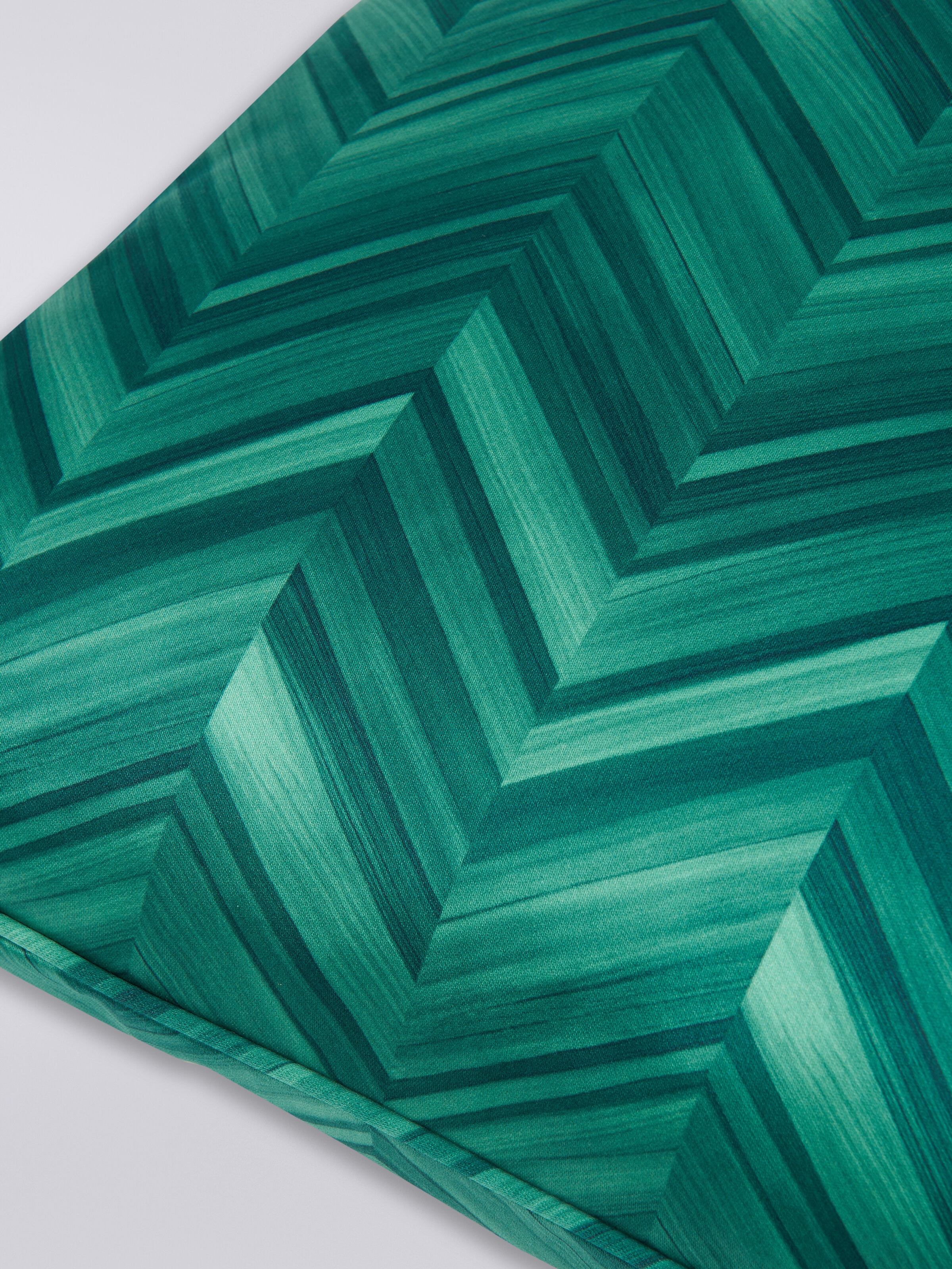 Layers 60x60 cm cotton sateen chevron cushion, Multicoloured  - 2