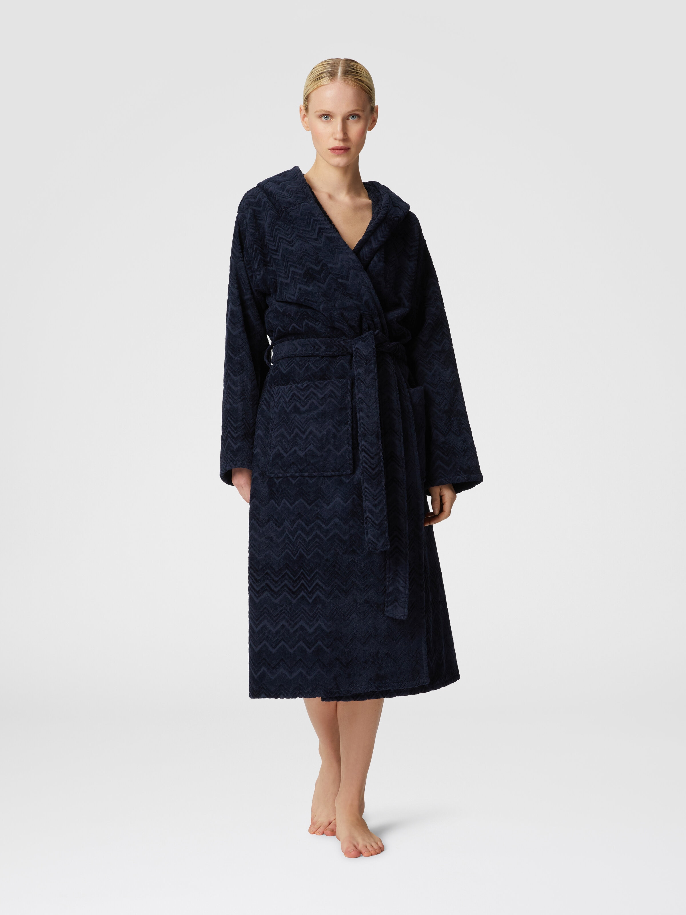Chalk bathrobe in cotton terry with zigzag pattern, Blue - 1
