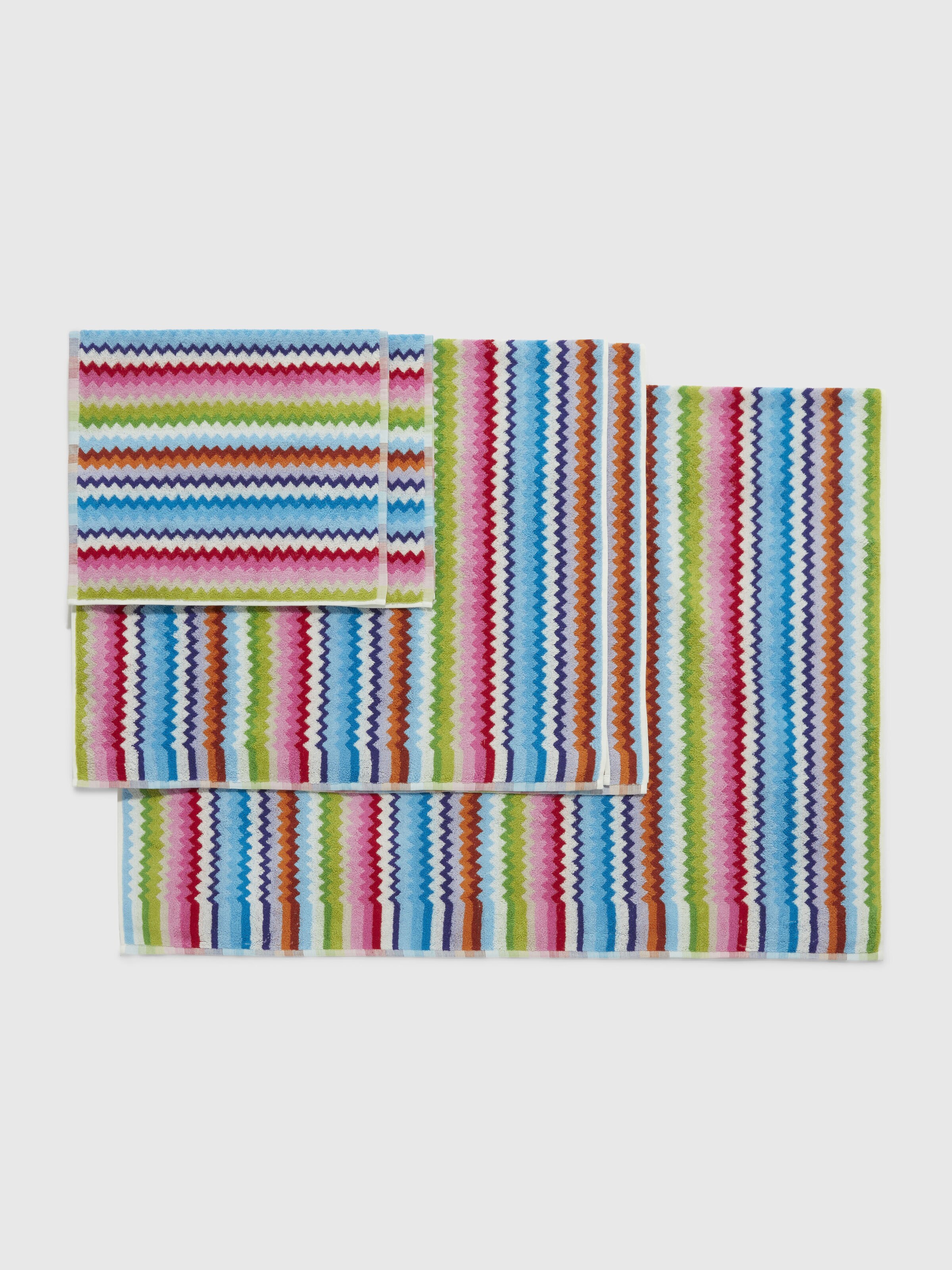 Set of 5 pieces of Zig zag cotton terry Riverbero bath towels, Pink & Multicoloured - 1