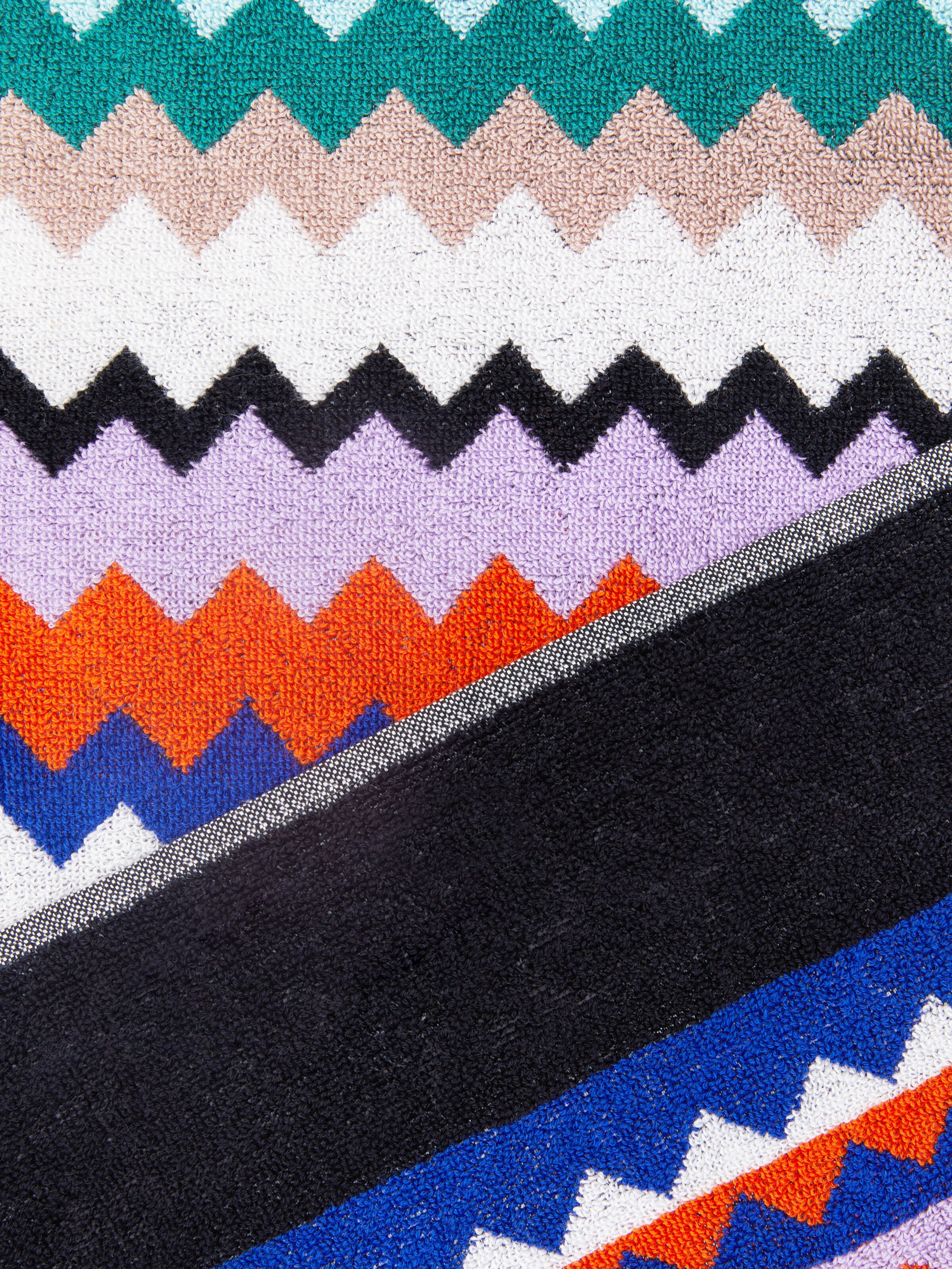 Serviette de plage 100x180 cm Riverbero en coton éponge à zigzag, Multicolore  - 2