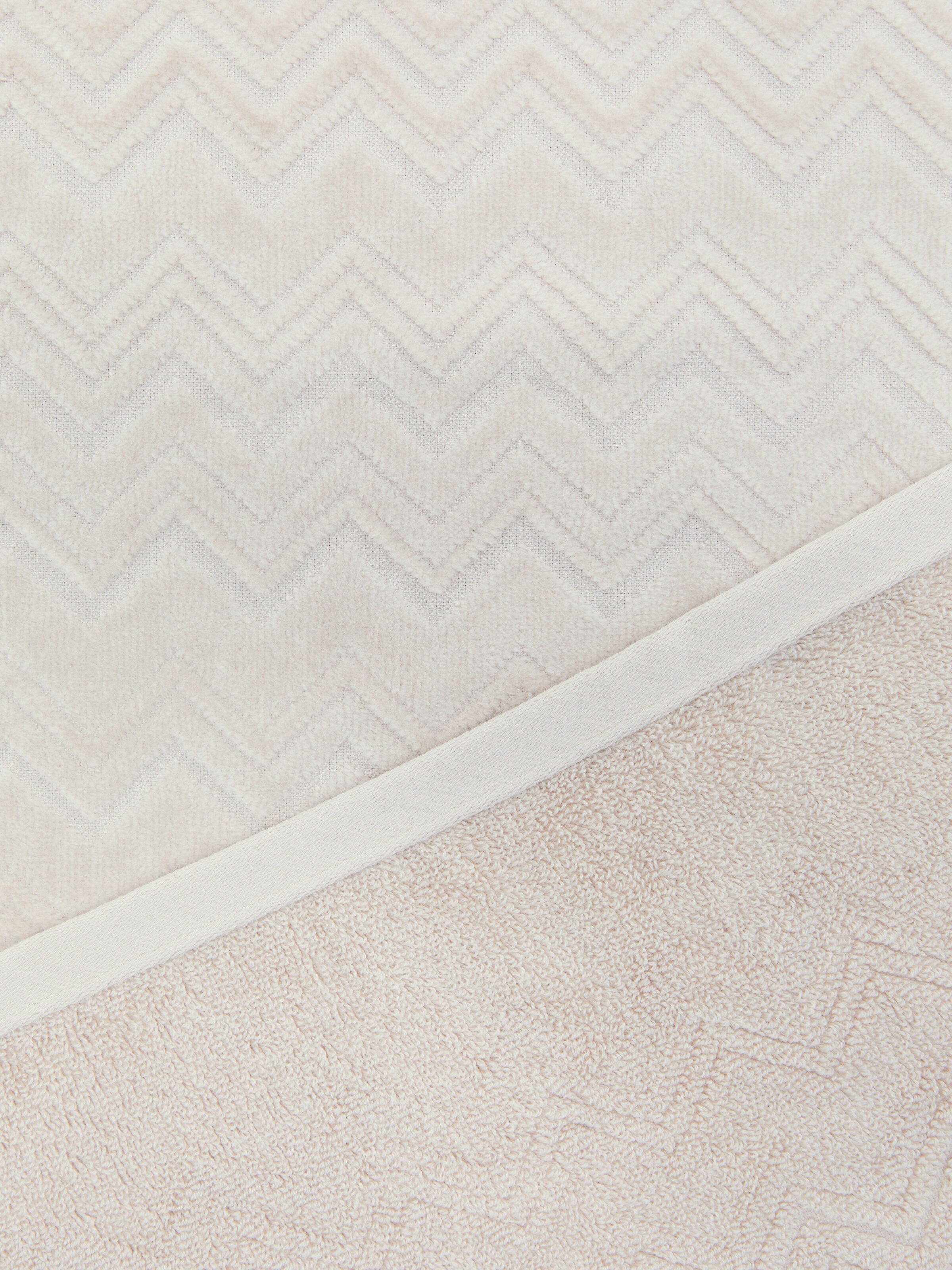 Chalk 2-piece bath towel set in cotton terry with zigzag pattern, Brown - 2