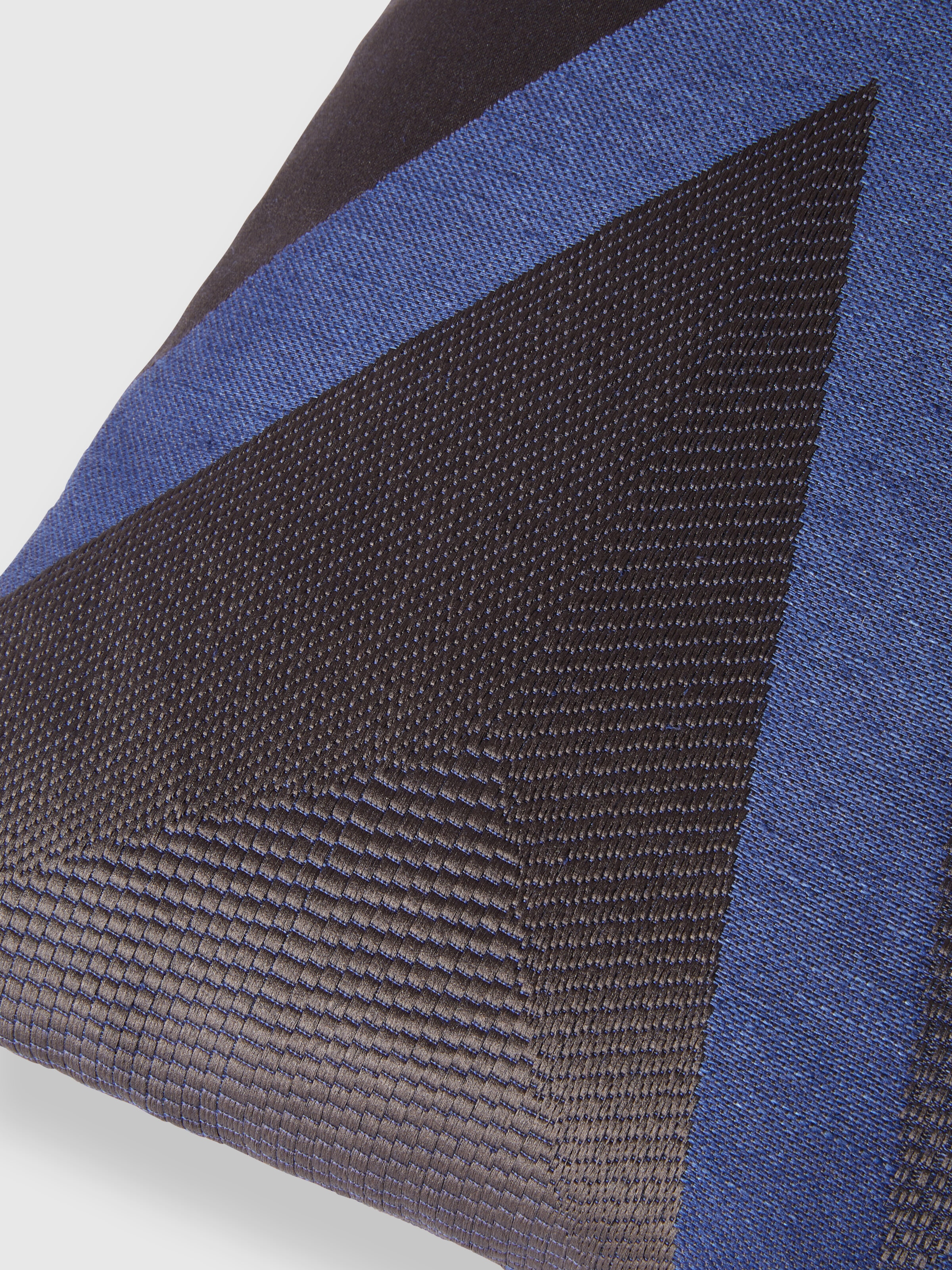 Nastri Relief cushion 40x40 cm, Blue - 2