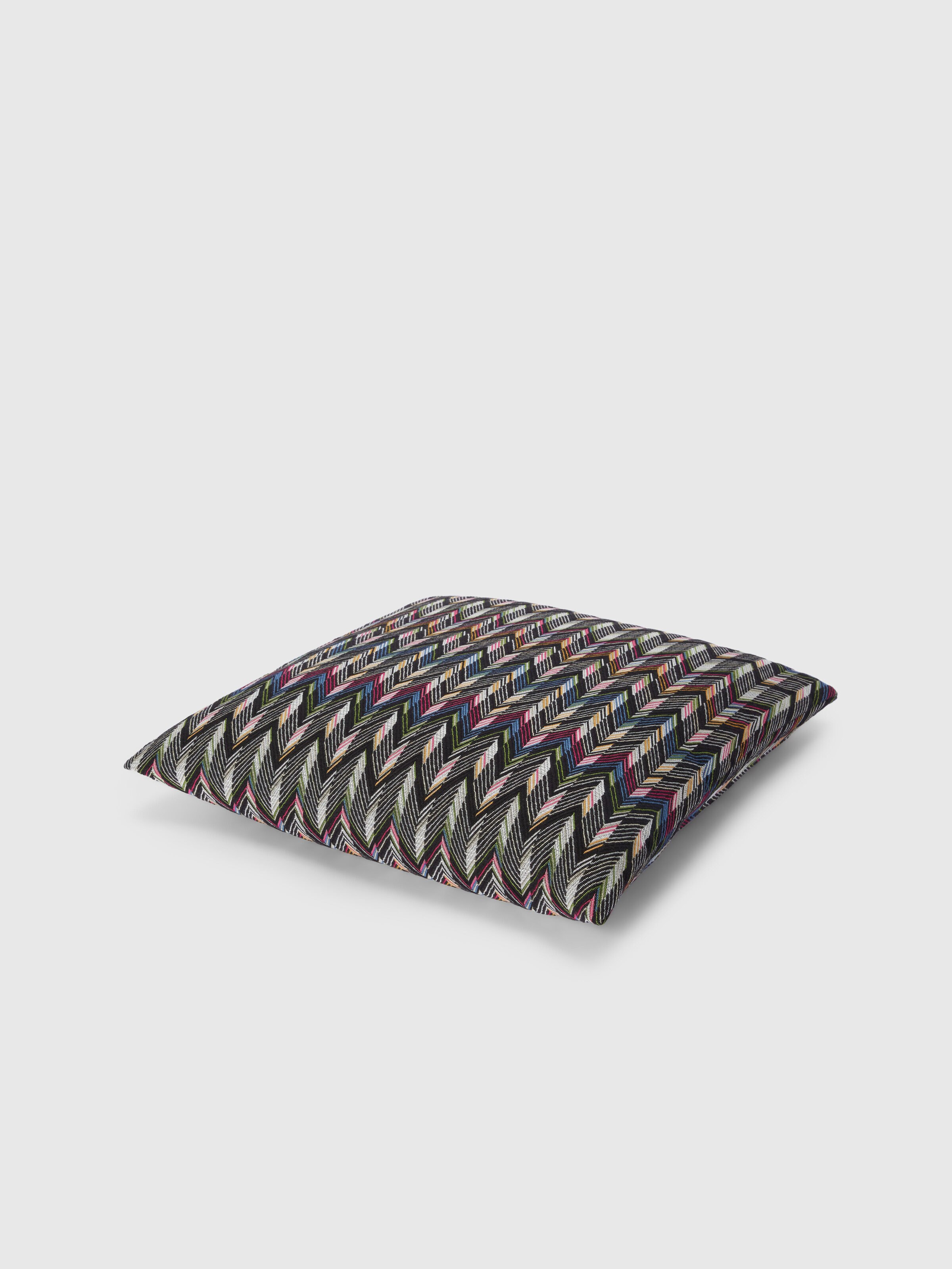 Stride cushion 50x50 cm, Black    - 1