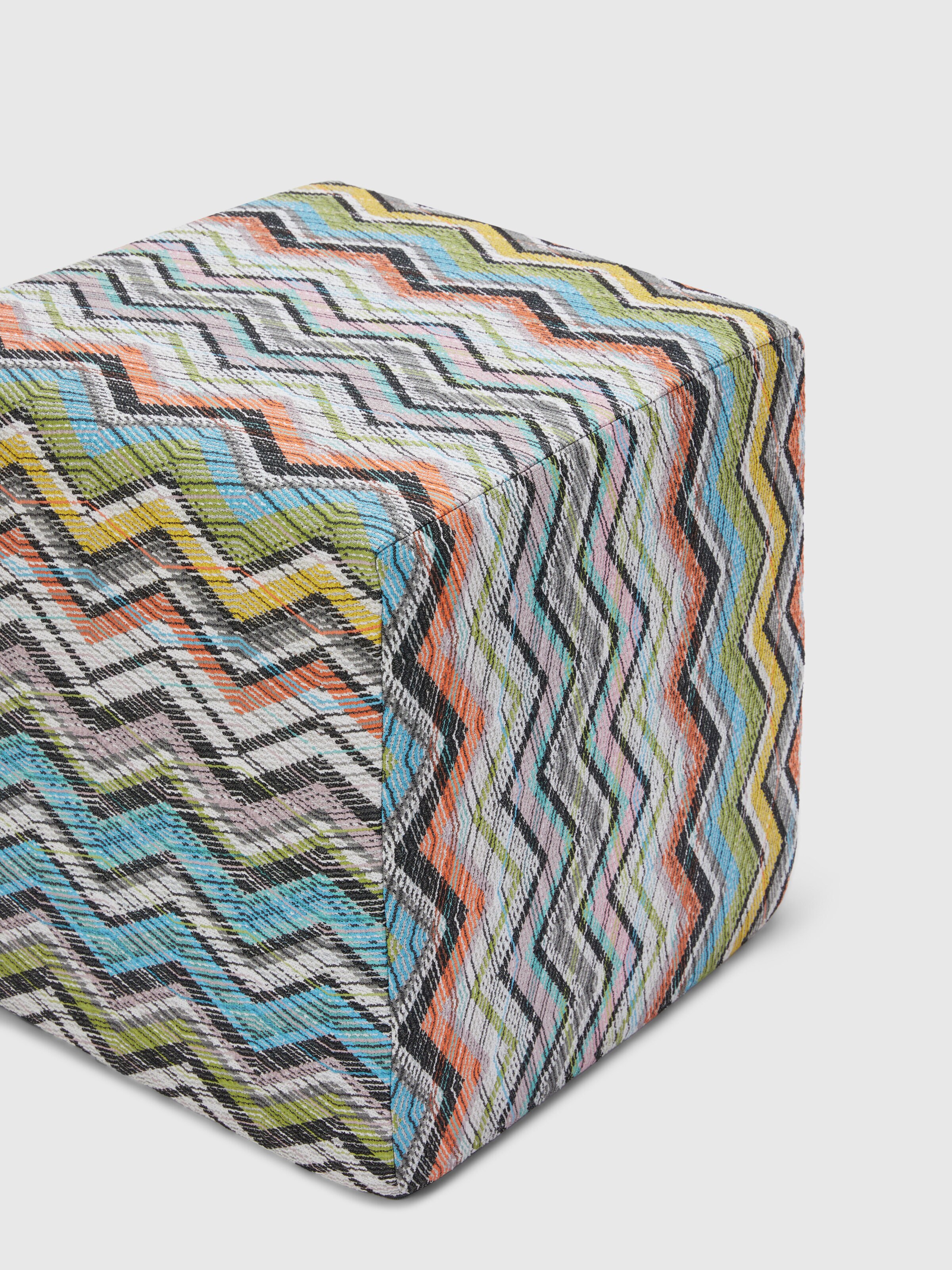 Carioca 40x40x40 cm cubic pouffe in cotton blend with chevron pattern, Multicoloured  - 1