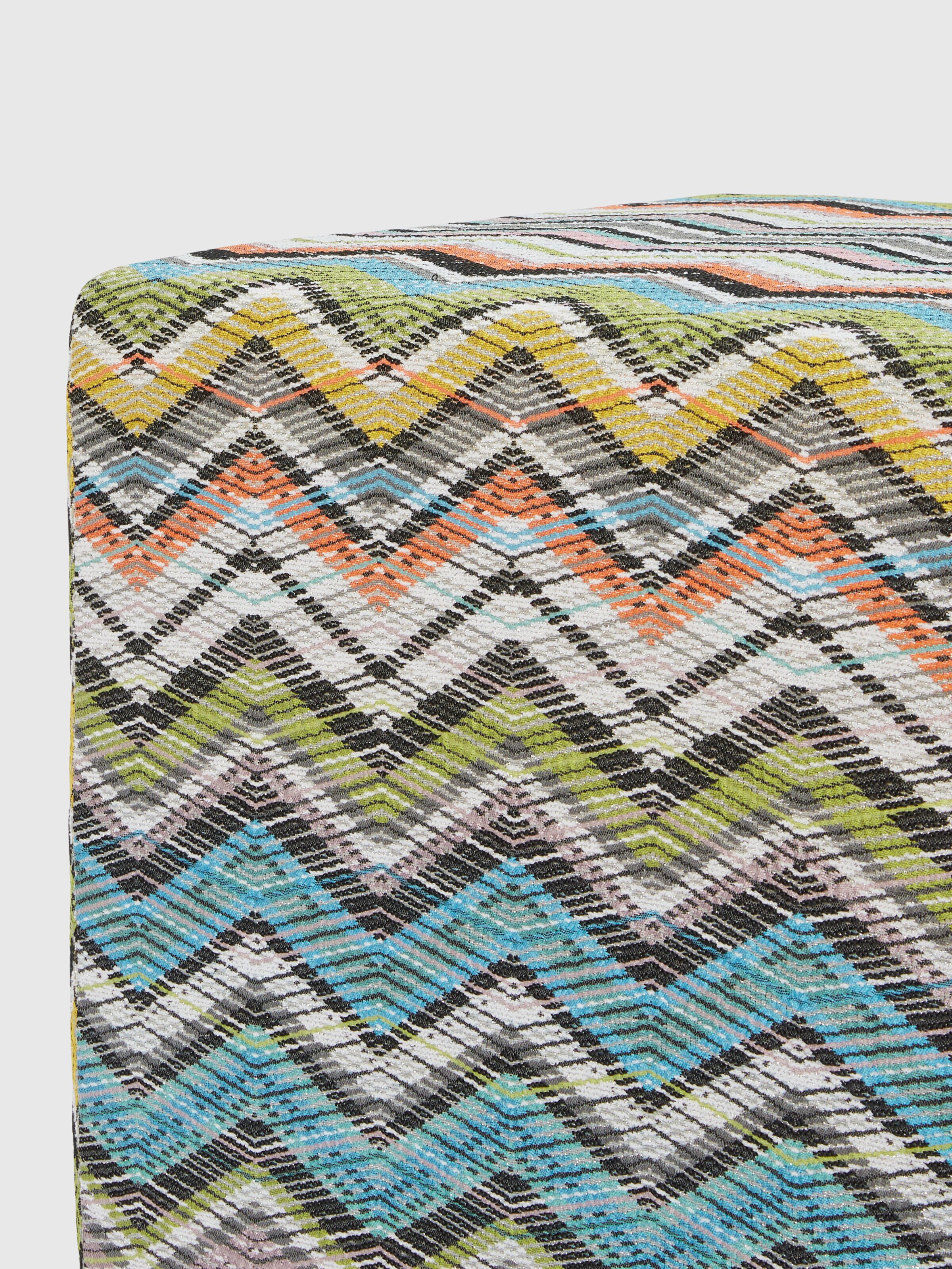 Carioca 40x40x40 cm cubic pouffe in cotton blend with chevron pattern, Multicoloured  - 2