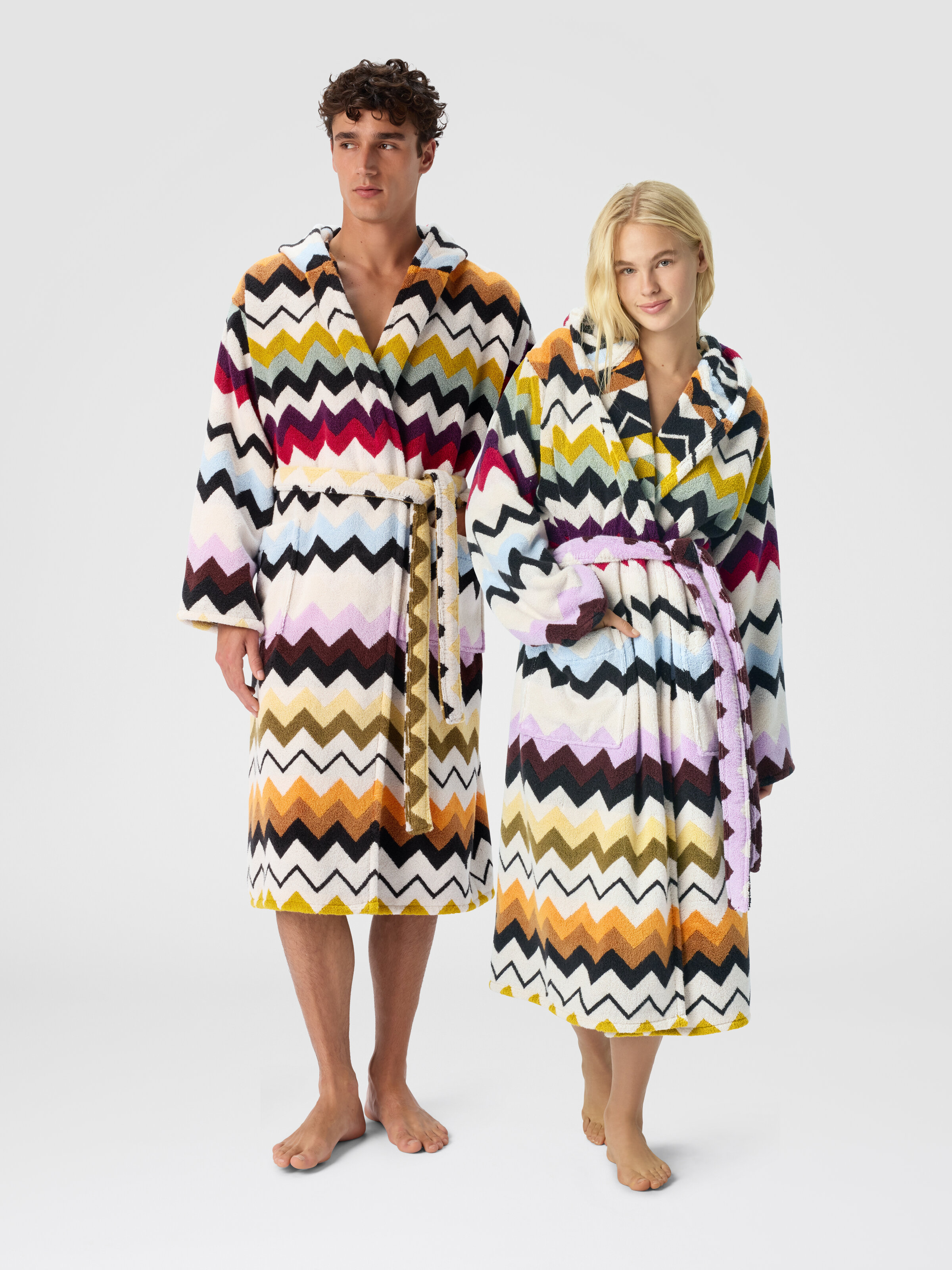 Murrina Hooded Bathrobe in cotton terry with zig zag pattern, Multicoloured  - 1