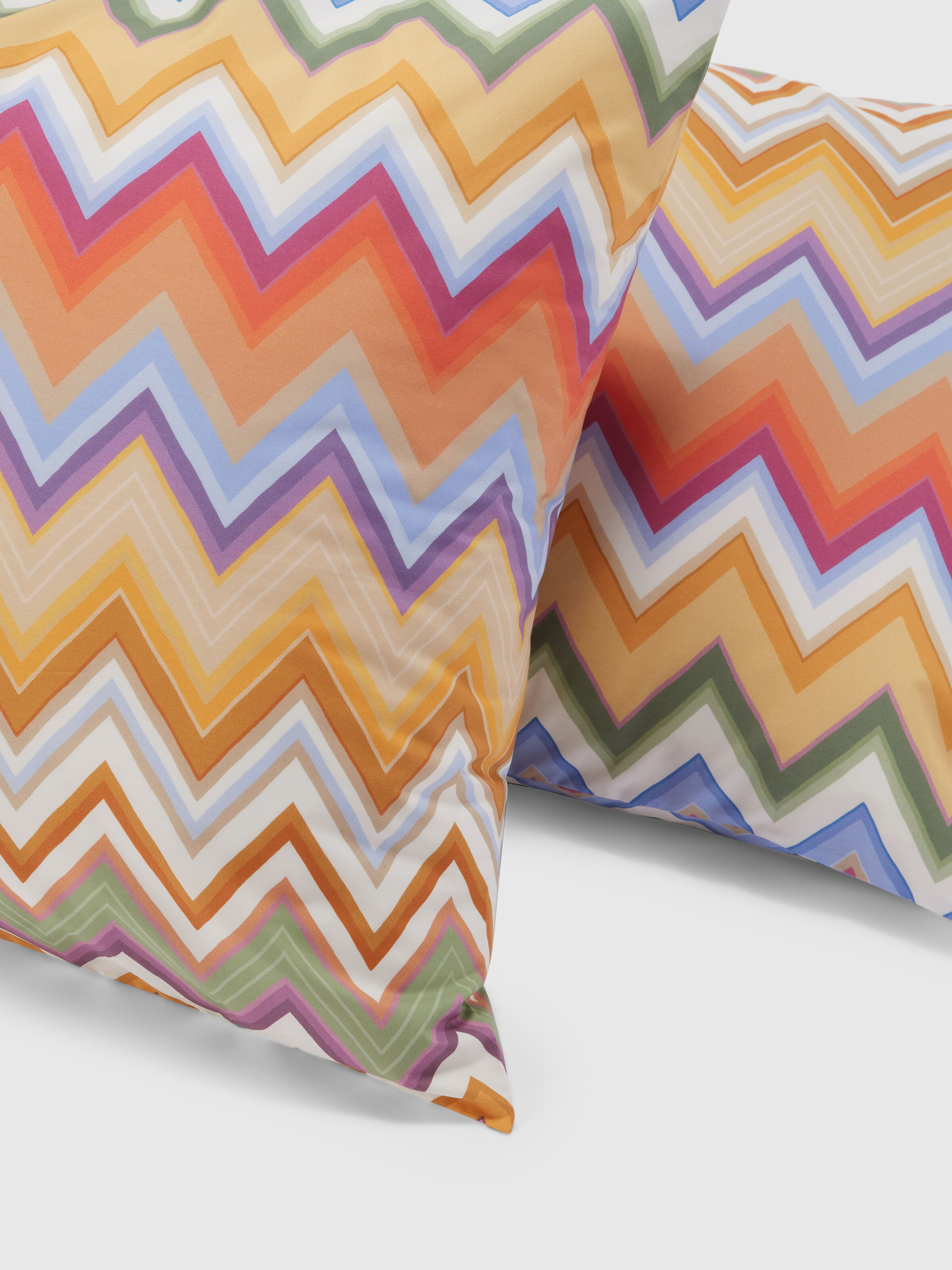 Pair of Andres Re Edition Envelope Pillowcases in 100% cotton with zig zag pattern, Orange Multicoloured  - 2