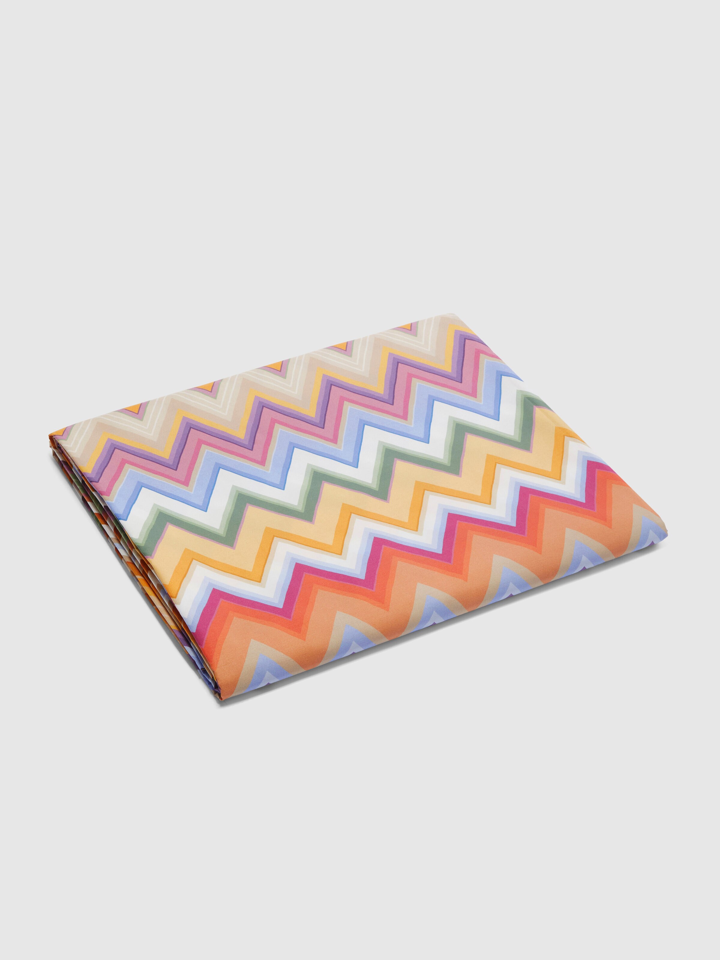 Cubrecama Andres Re Edition en 100% algodón con diseño zig zag, Naranja Multicolor  - 0