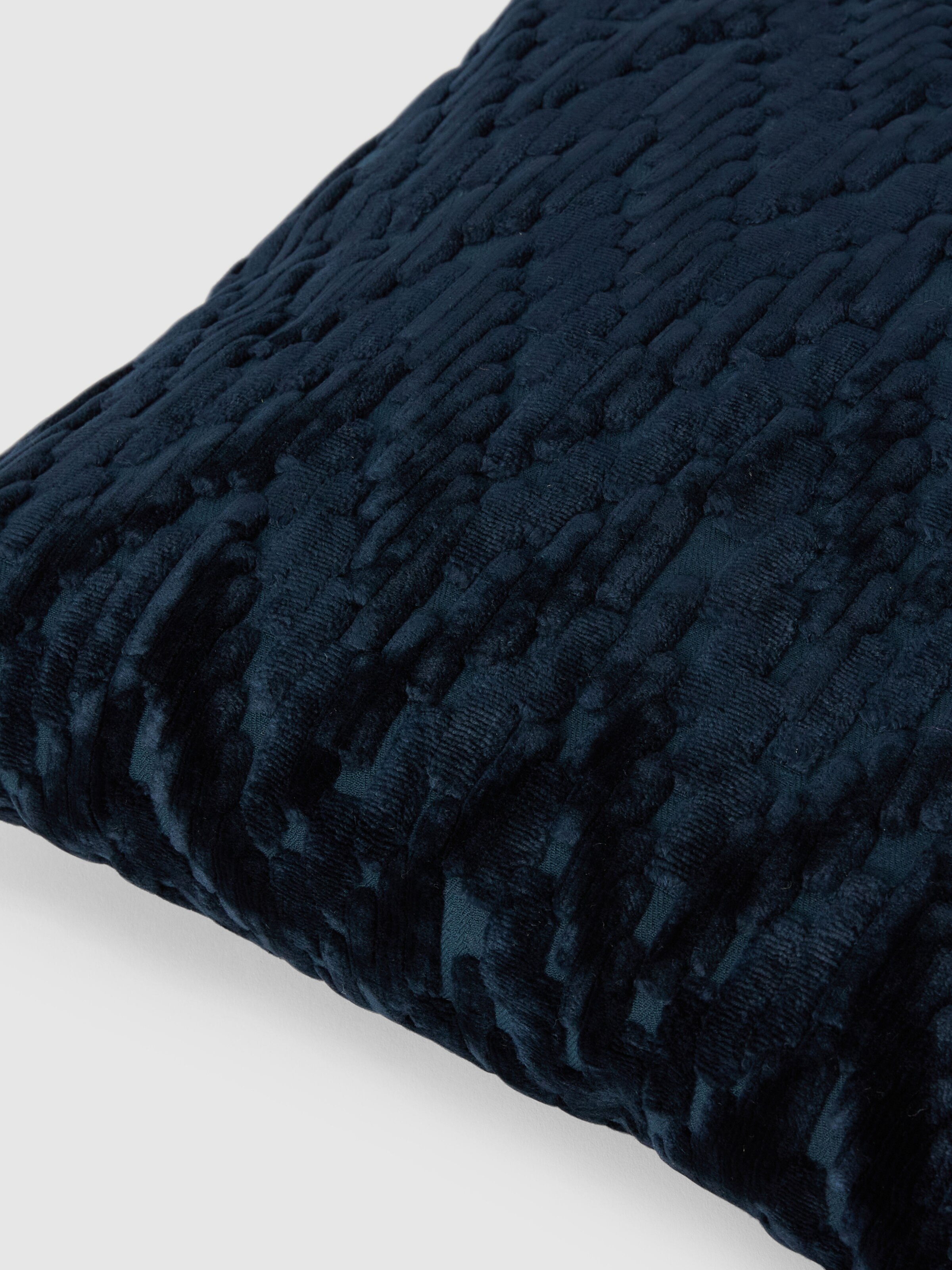Fossile Indoor Cushion 40x40 cm with chevron pattern, Blue - 2