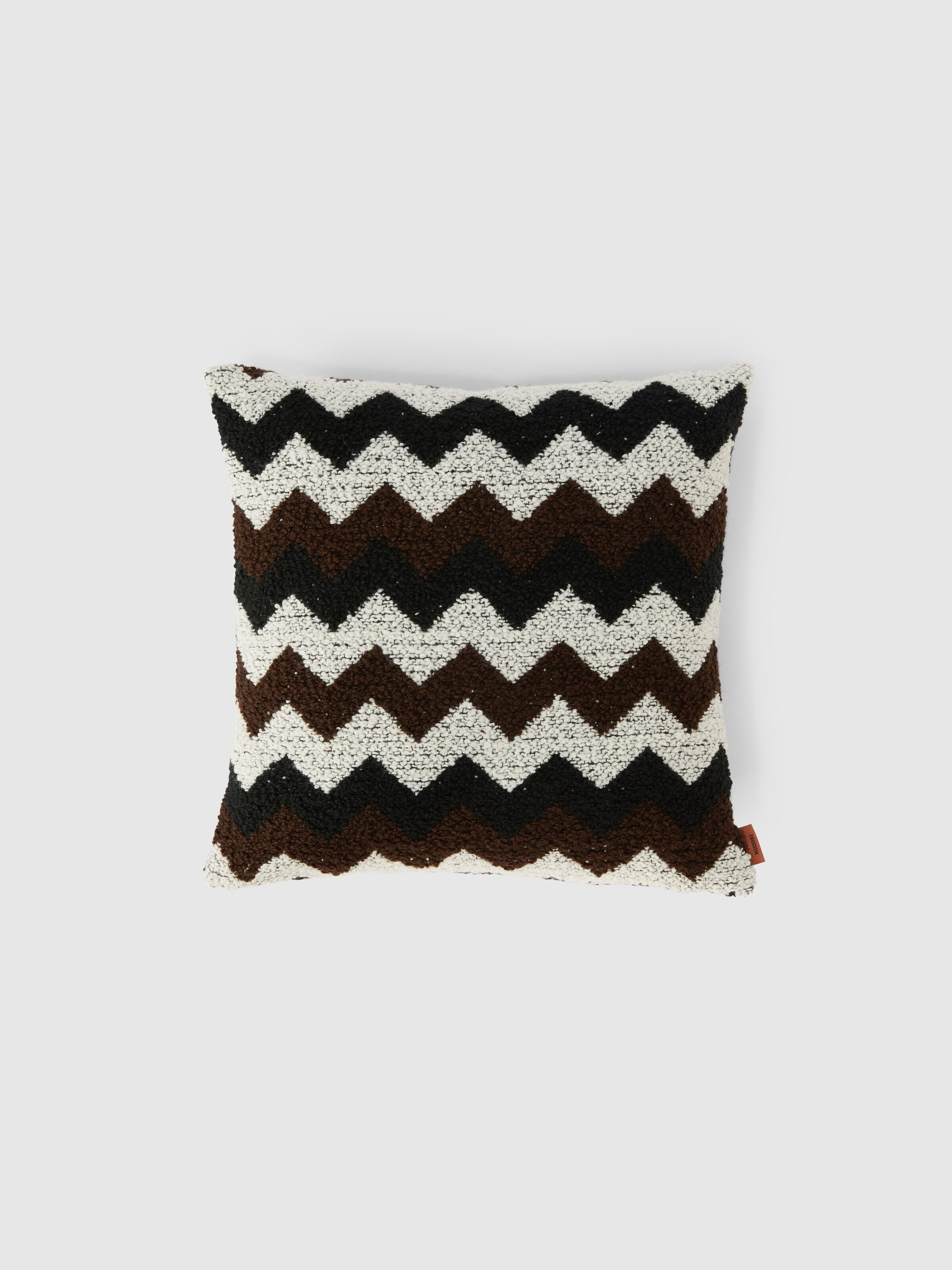 Riccio Indoor Cushion 40x40 cm with chevron pattern, Black & White - 0