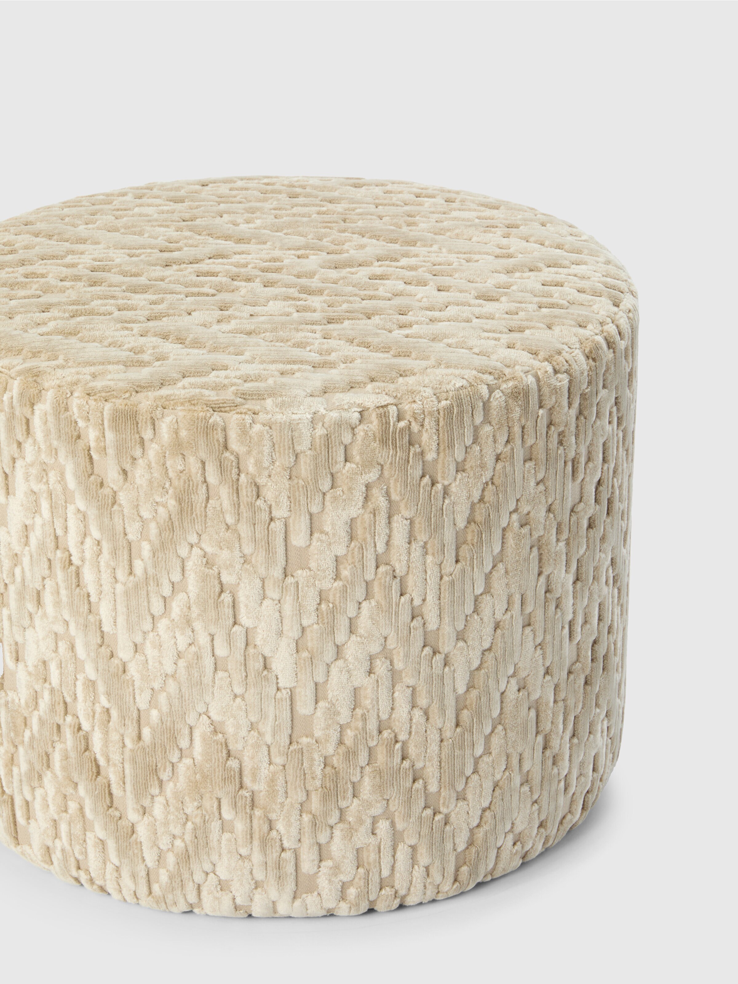 Fossile Indoor Cylinder Cushion 40x30 cm with chevron pattern, Beige - 1