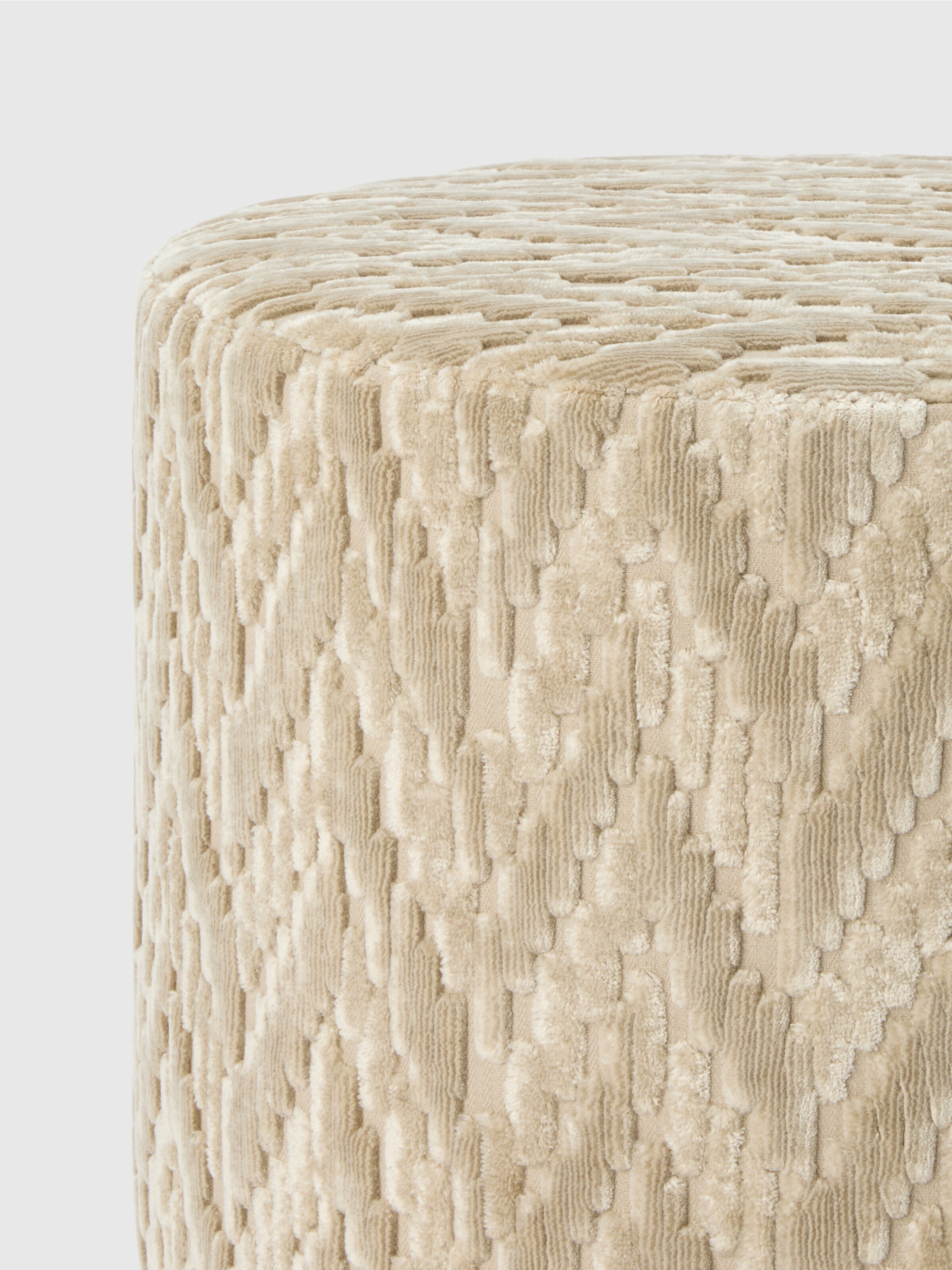 Fossile Indoor Cylinder Cushion 40x30 cm with chevron pattern, Beige - 2