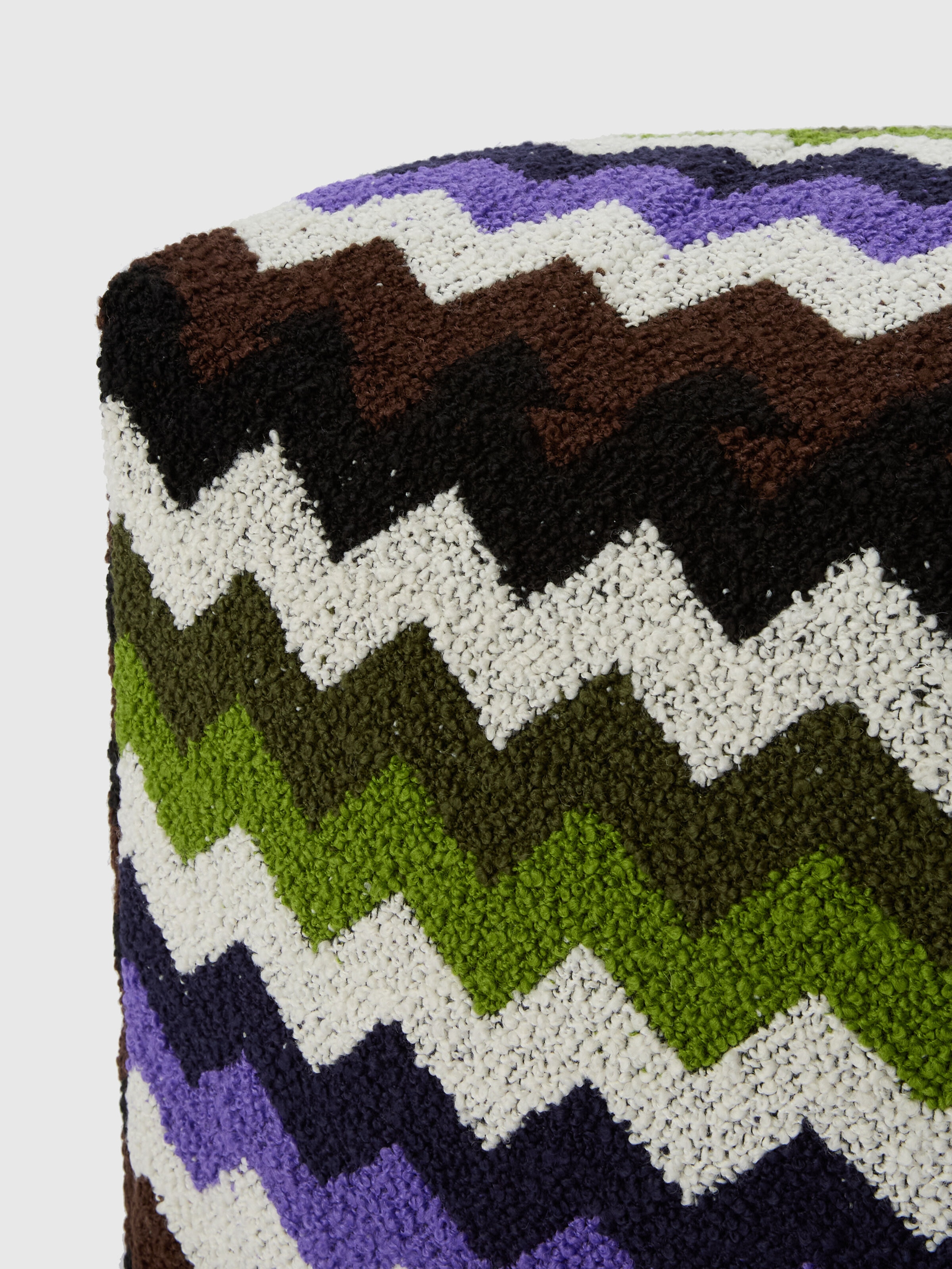 Riccio Indoor Cube Pouf 43x43x43 cm with zig zag pattern, Multicoloured  - 2