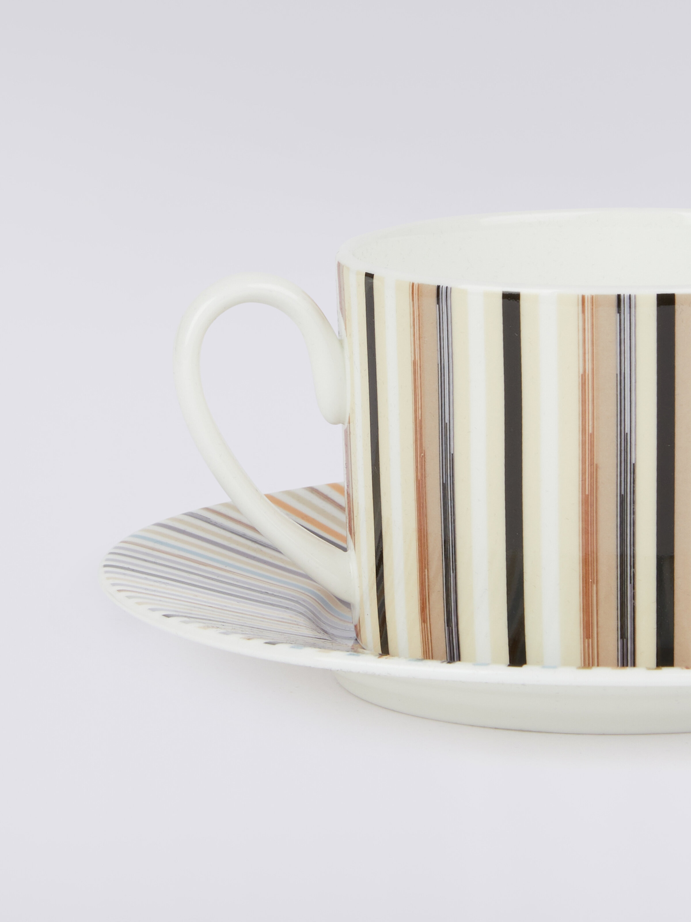 Stripes Jenkins Set of 6 tea cups & saucers, White  - 1