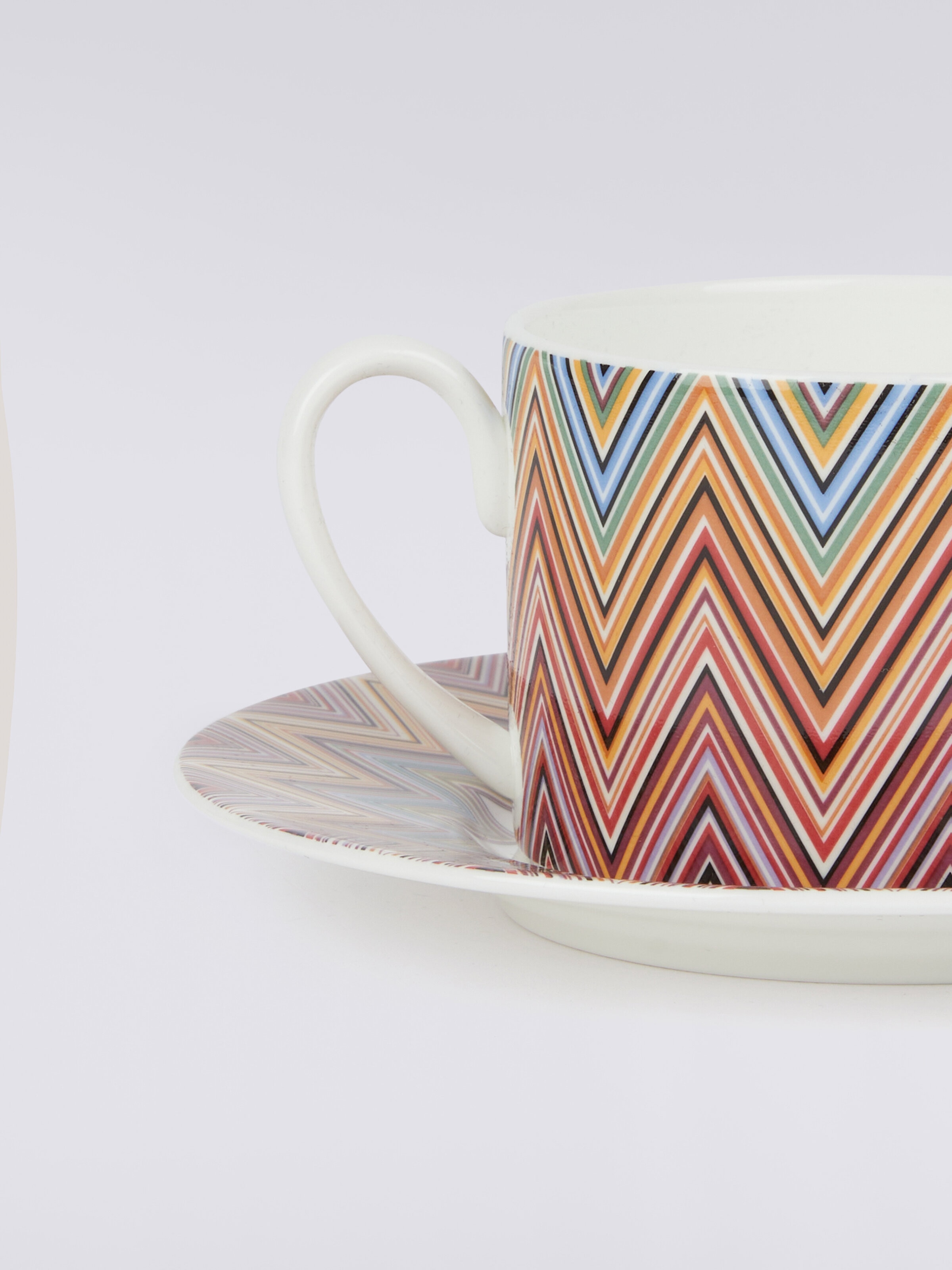 Zigzag Jarris Set of 6 tea cups & saucers, Red  - 1