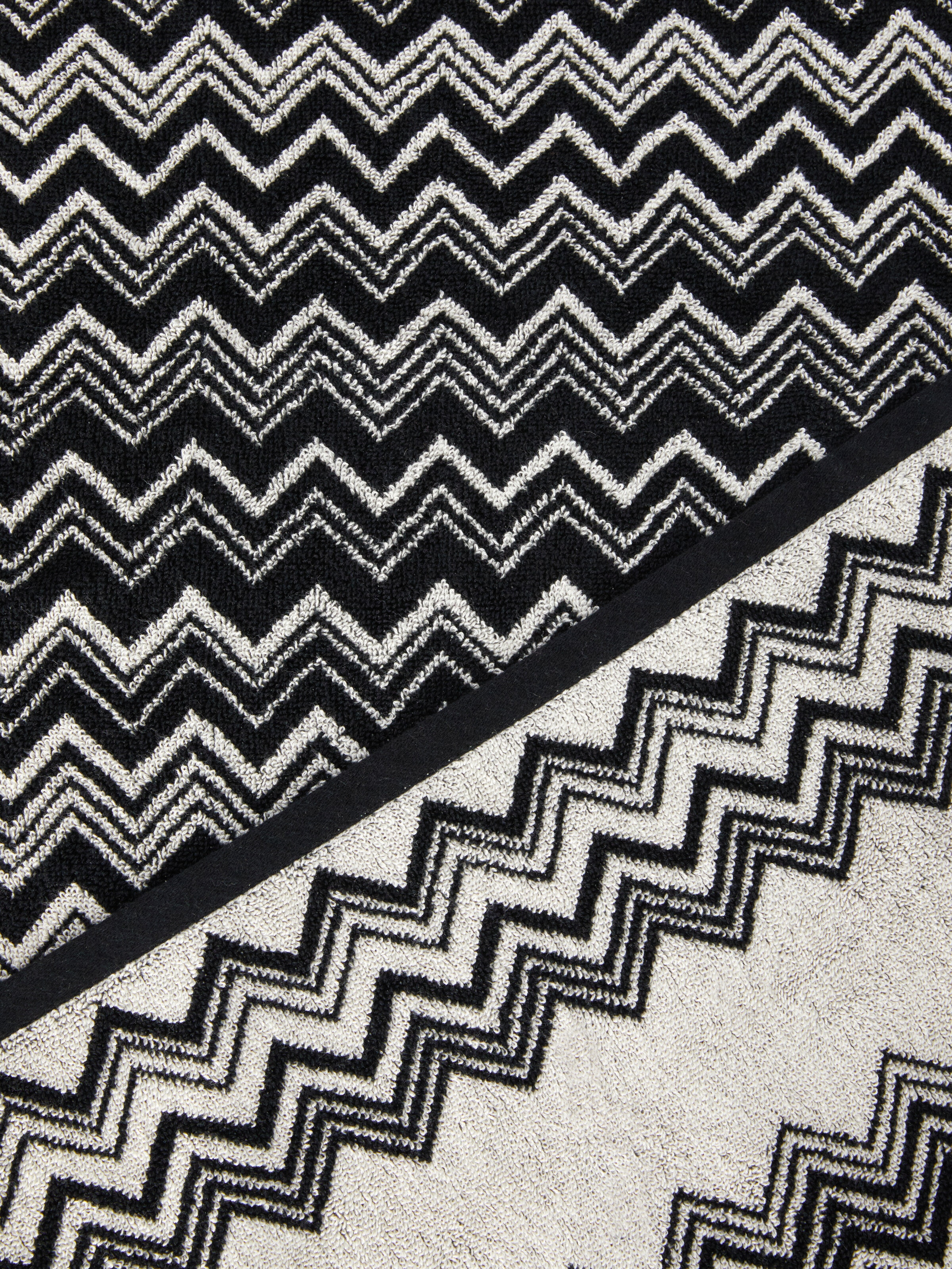 100x150 cm Keith cotton terry chevron bath towel, Black & White - 2