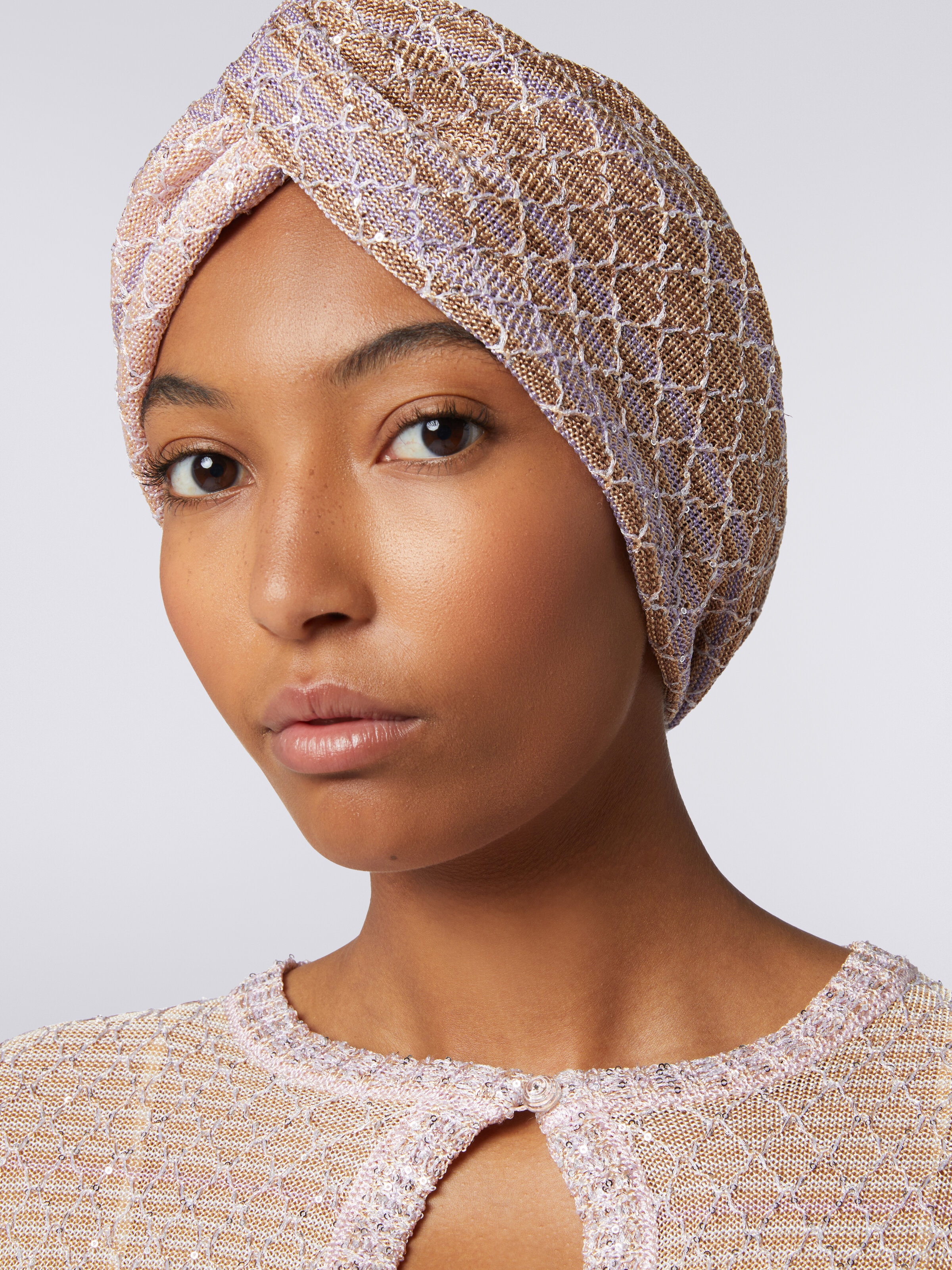 Turban in dégradé knit with sequins, Multicoloured  - 2