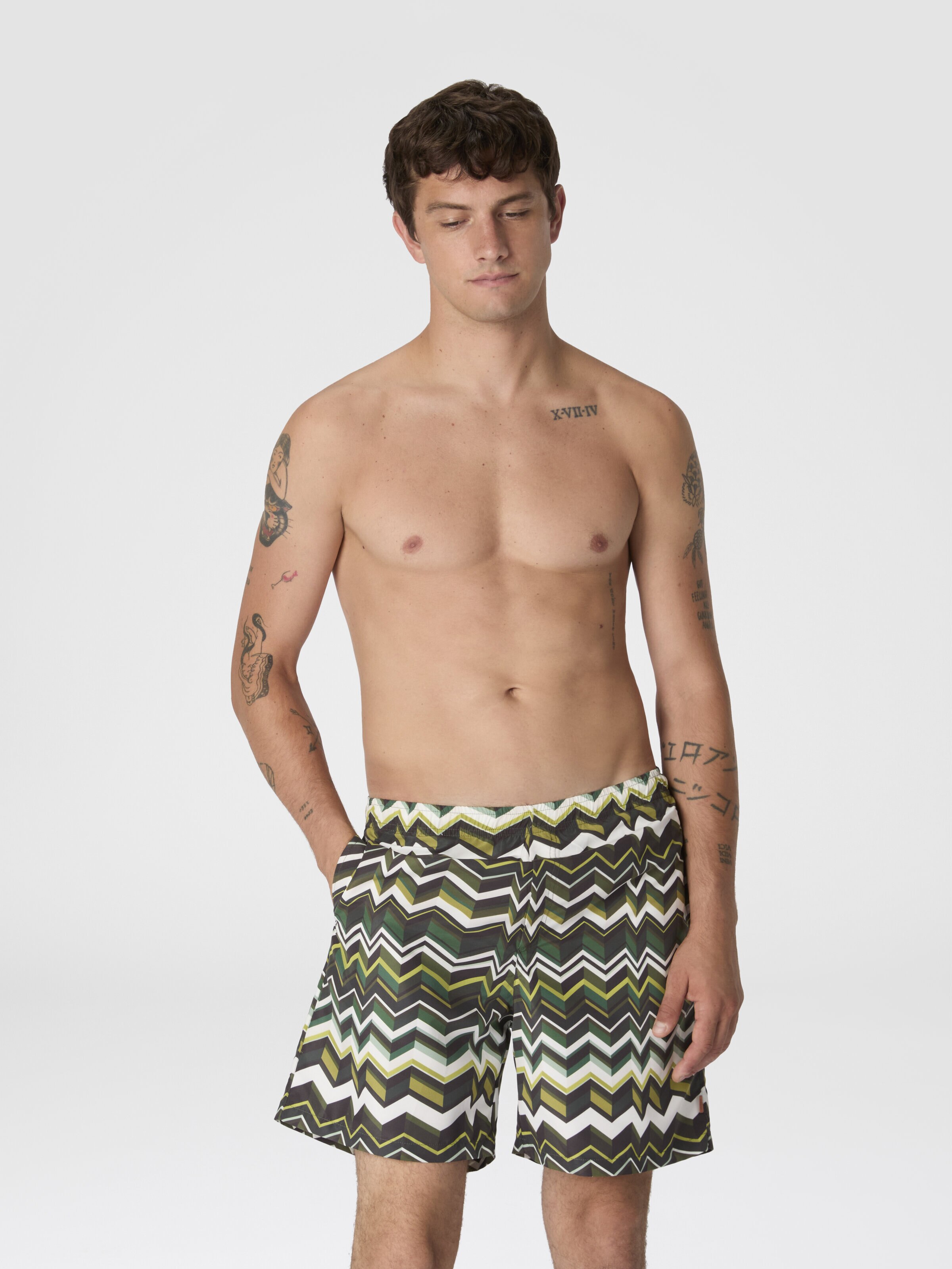 Long swim shorts with irregular zigzag print, Green - 3