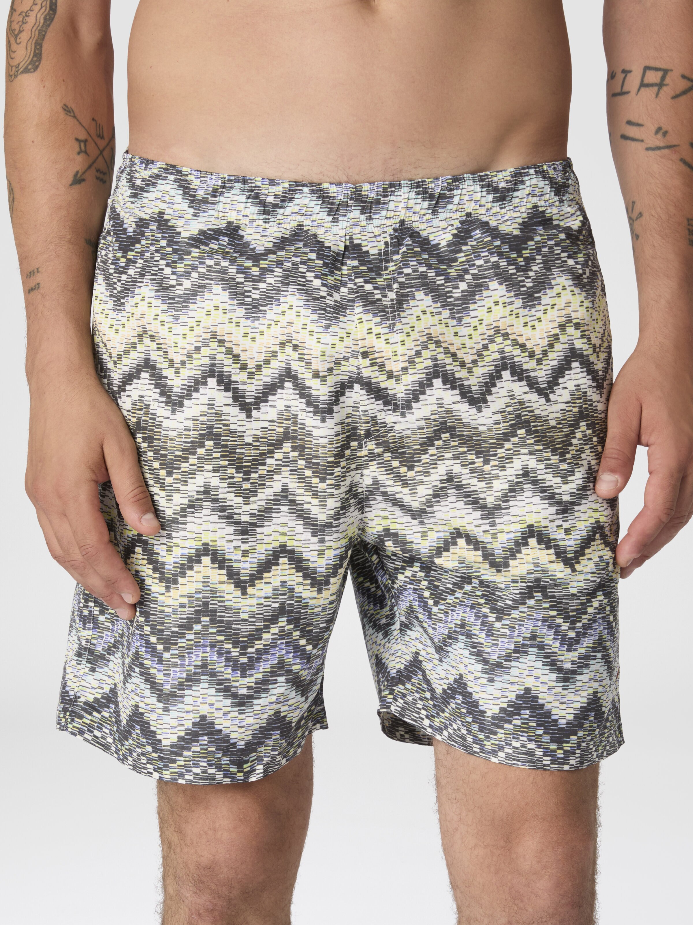Long swim shorts with dashed zigzag print, Multicoloured  - 4