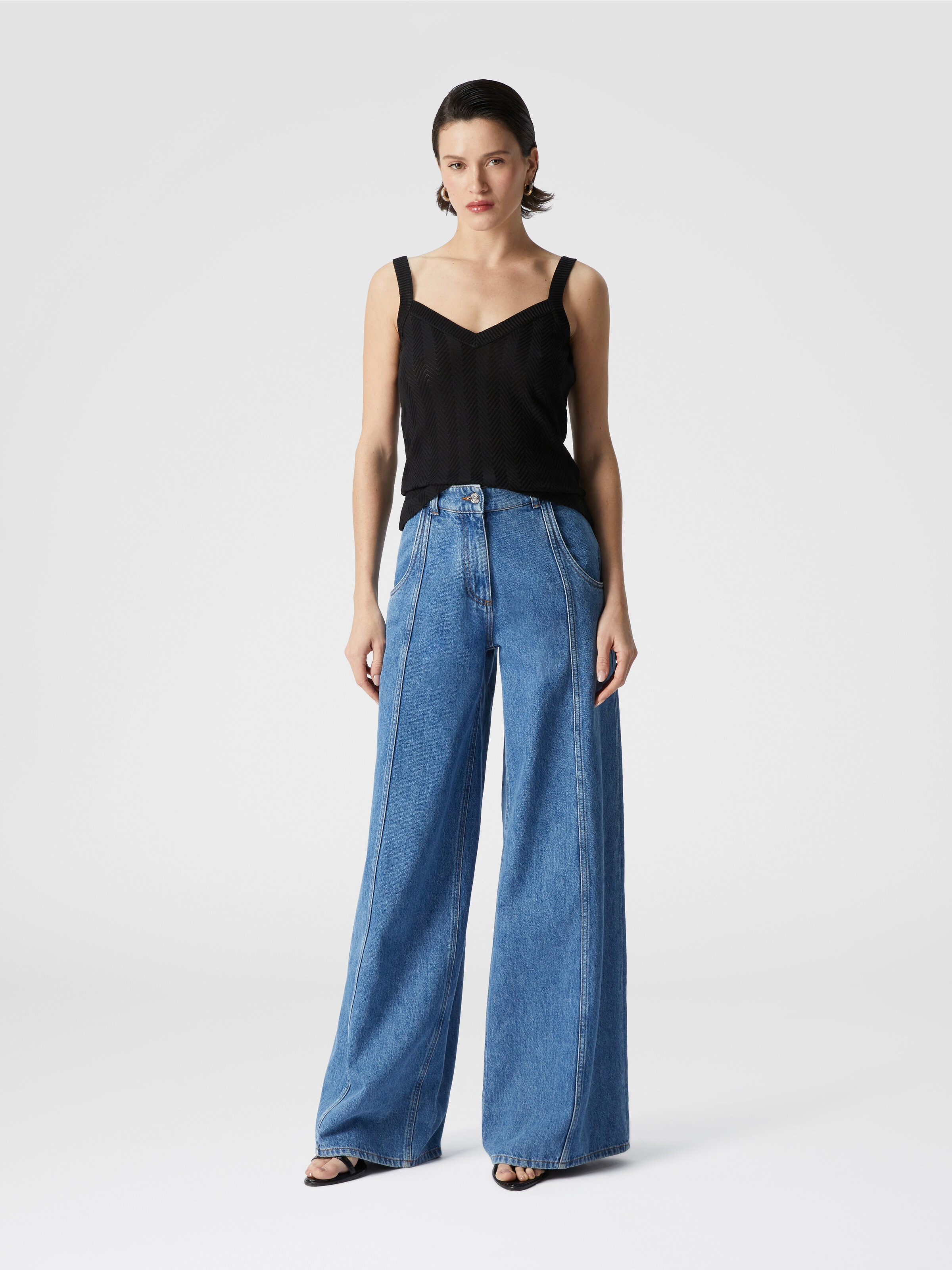 Camisetas de tirantes de algodón y viscosa en zigzag tono sobre tono, Negro - 1