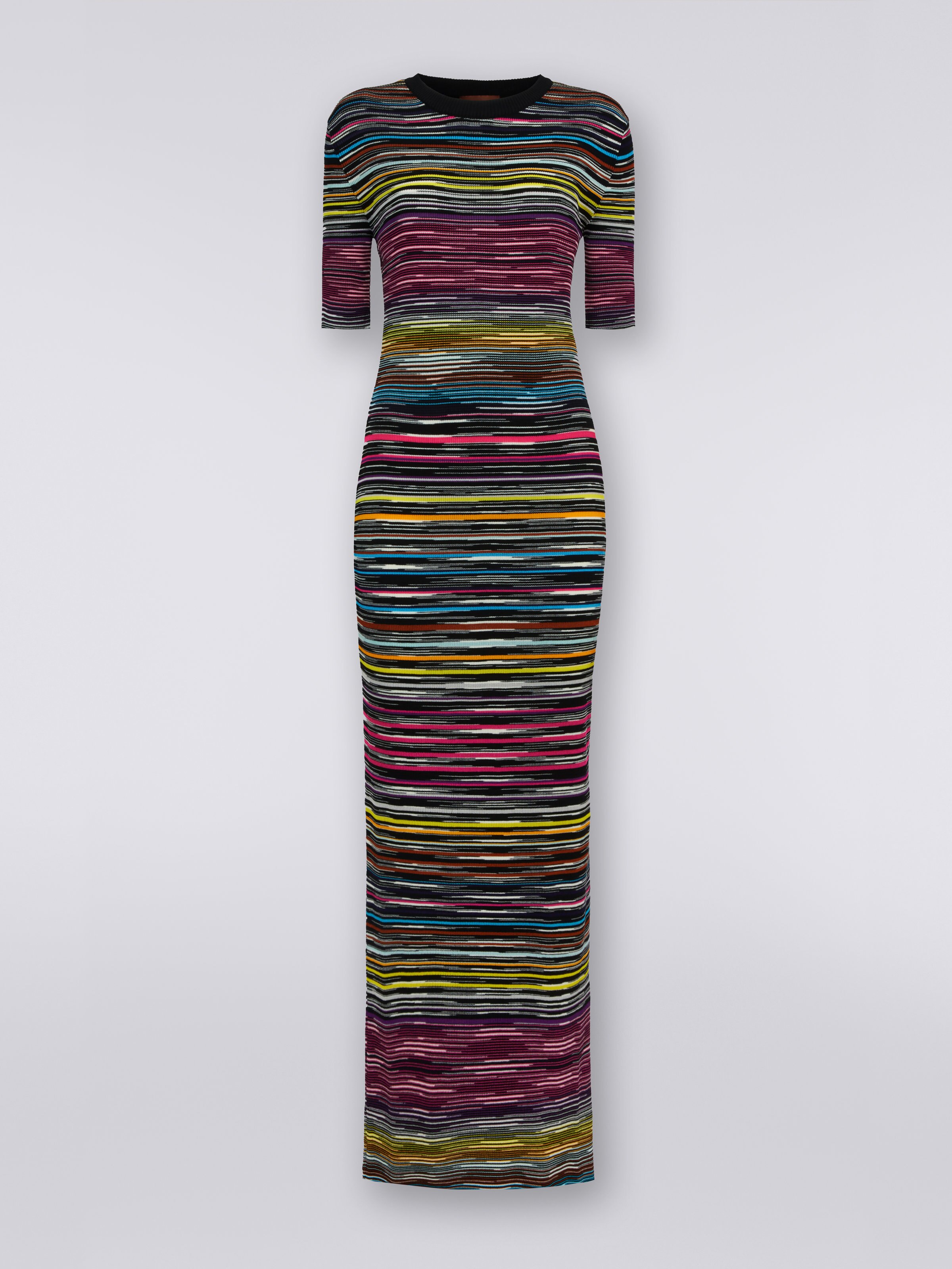 Langes Kleid aus Wolle und Viskose mit kurzen Ärmeln, Mehrfarbig  - 0