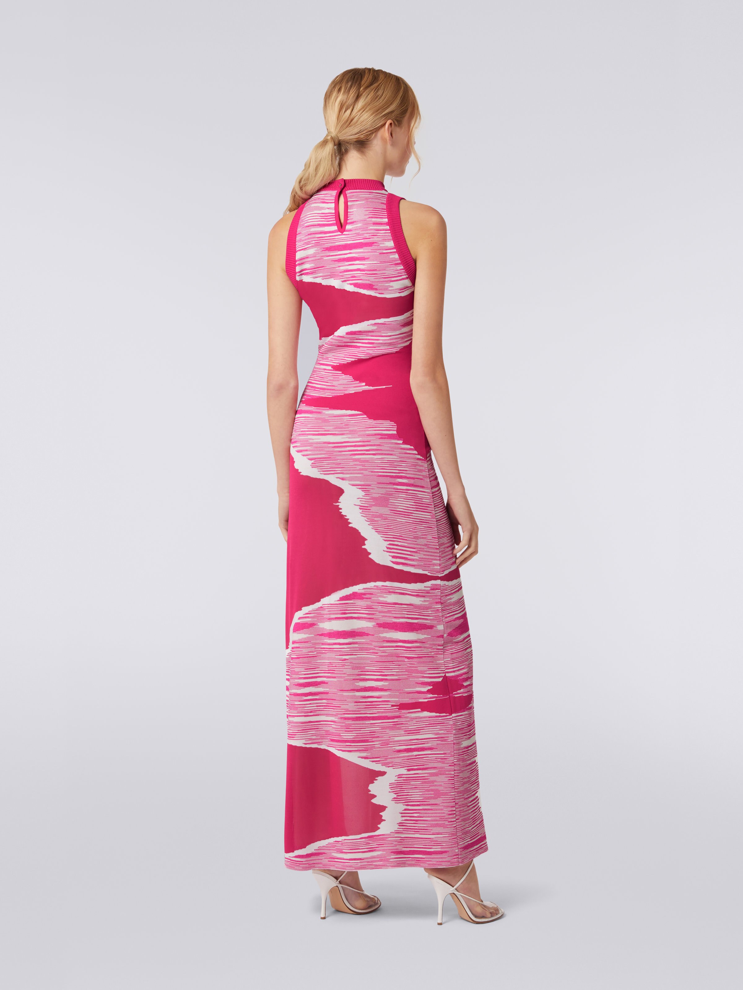 Abito lungo fiammato con intarsio e spacco, Bianco & Fucsia - 3