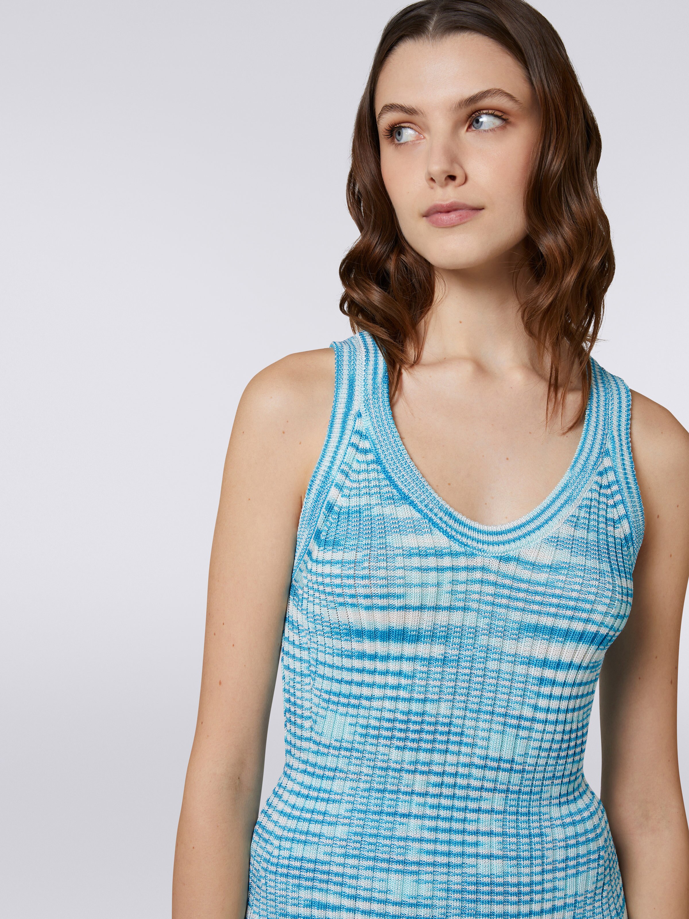 Geripptes Tank Top aus Viskosemischgewebe in Flammgarnoptik, Türkis, Himmelblau & Weiß - 4