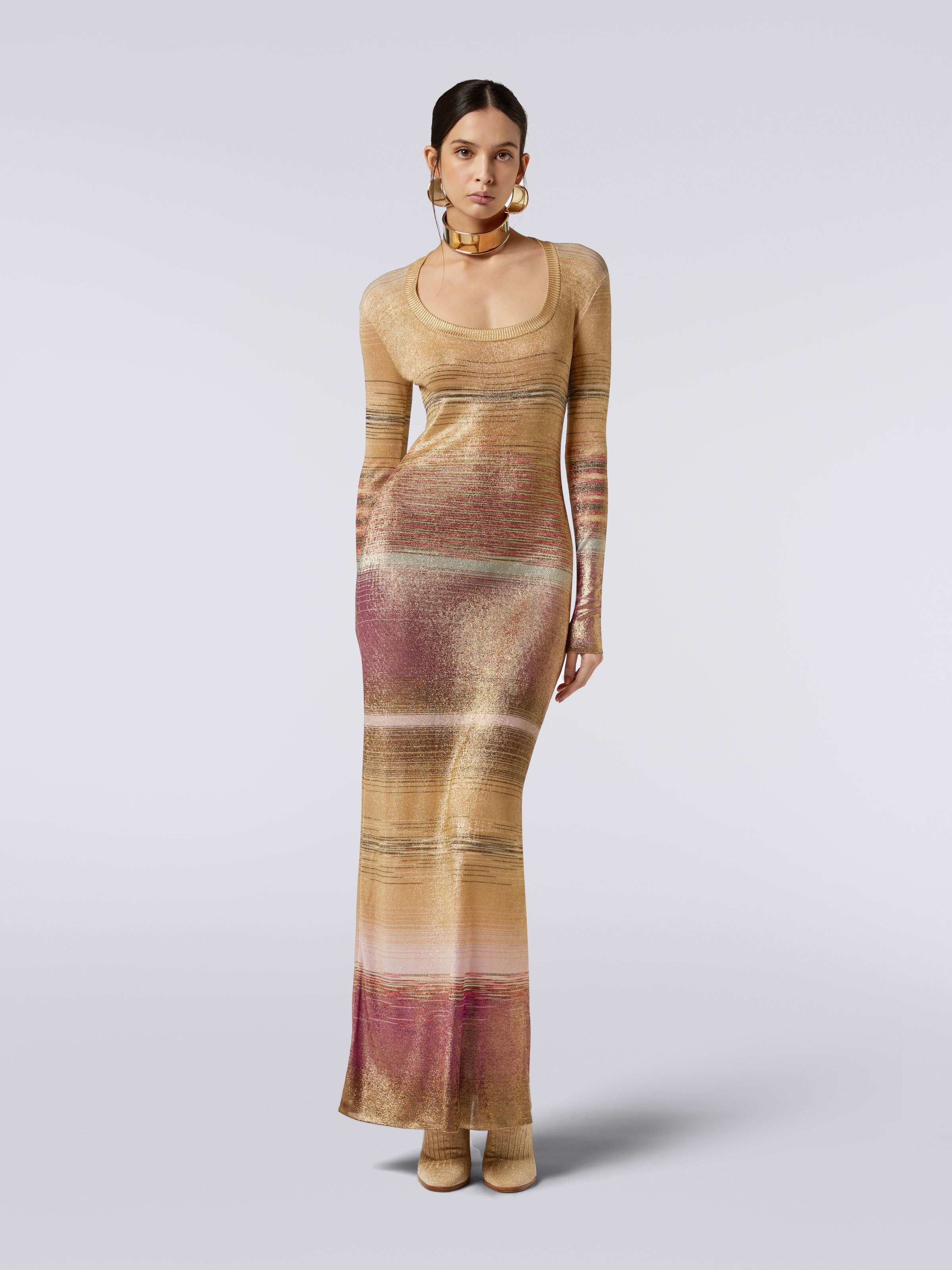 Langes Kleid mit quadratischem Ausschnitt aus Viskose in Flammgarnoptik, Mehrfarbig  - 1
