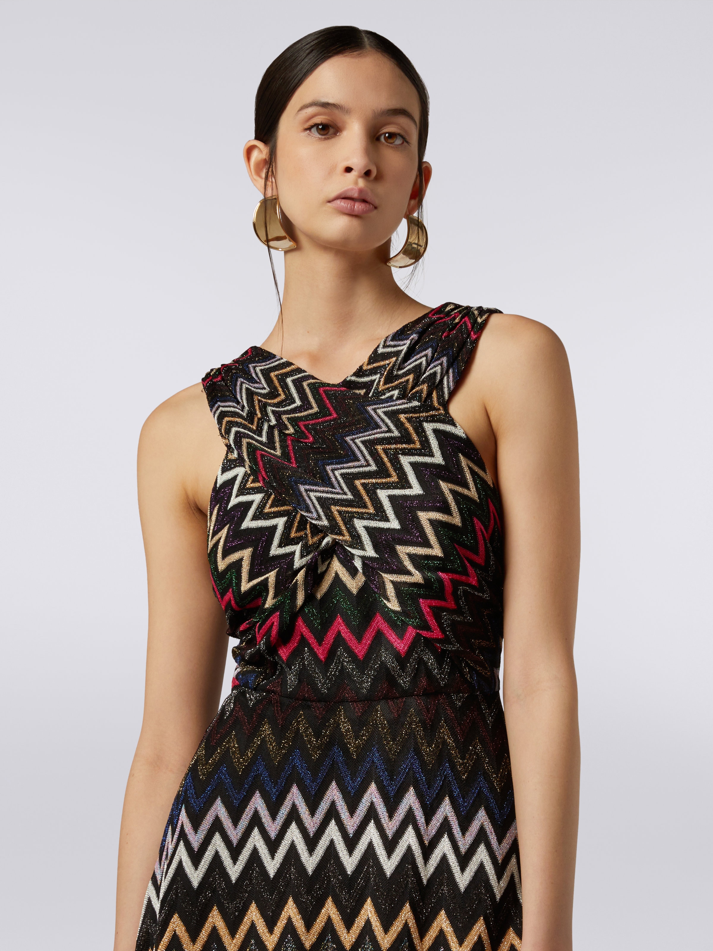 Zigzag patterned mini dress with crossover neckline, Multicoloured  - 4