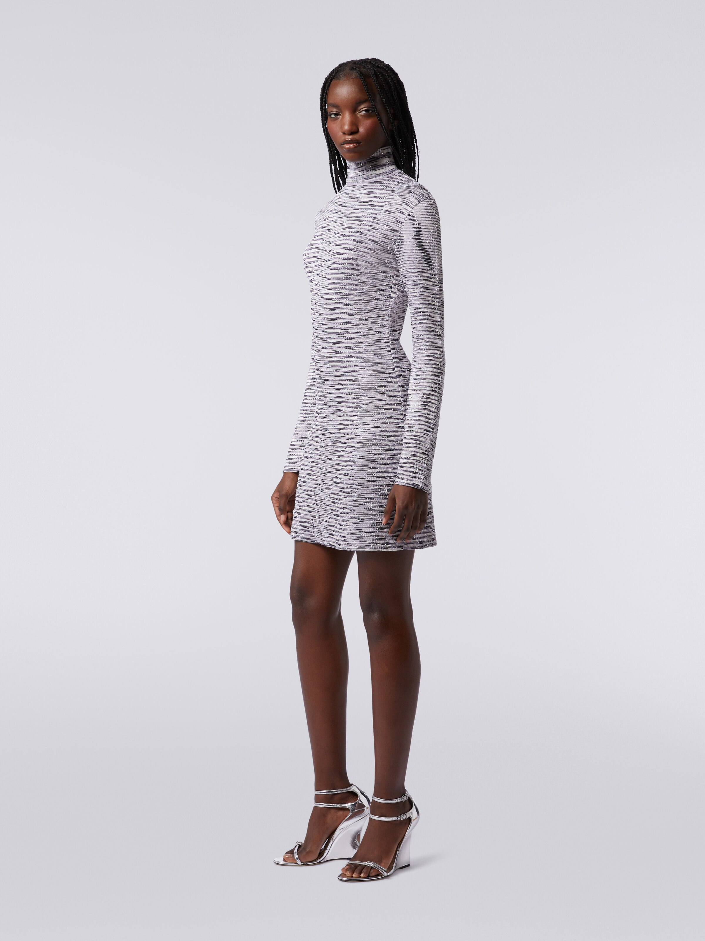 Vestido mini de cuello alto de lana y viscosa con lentejuelas, Morado  - 2