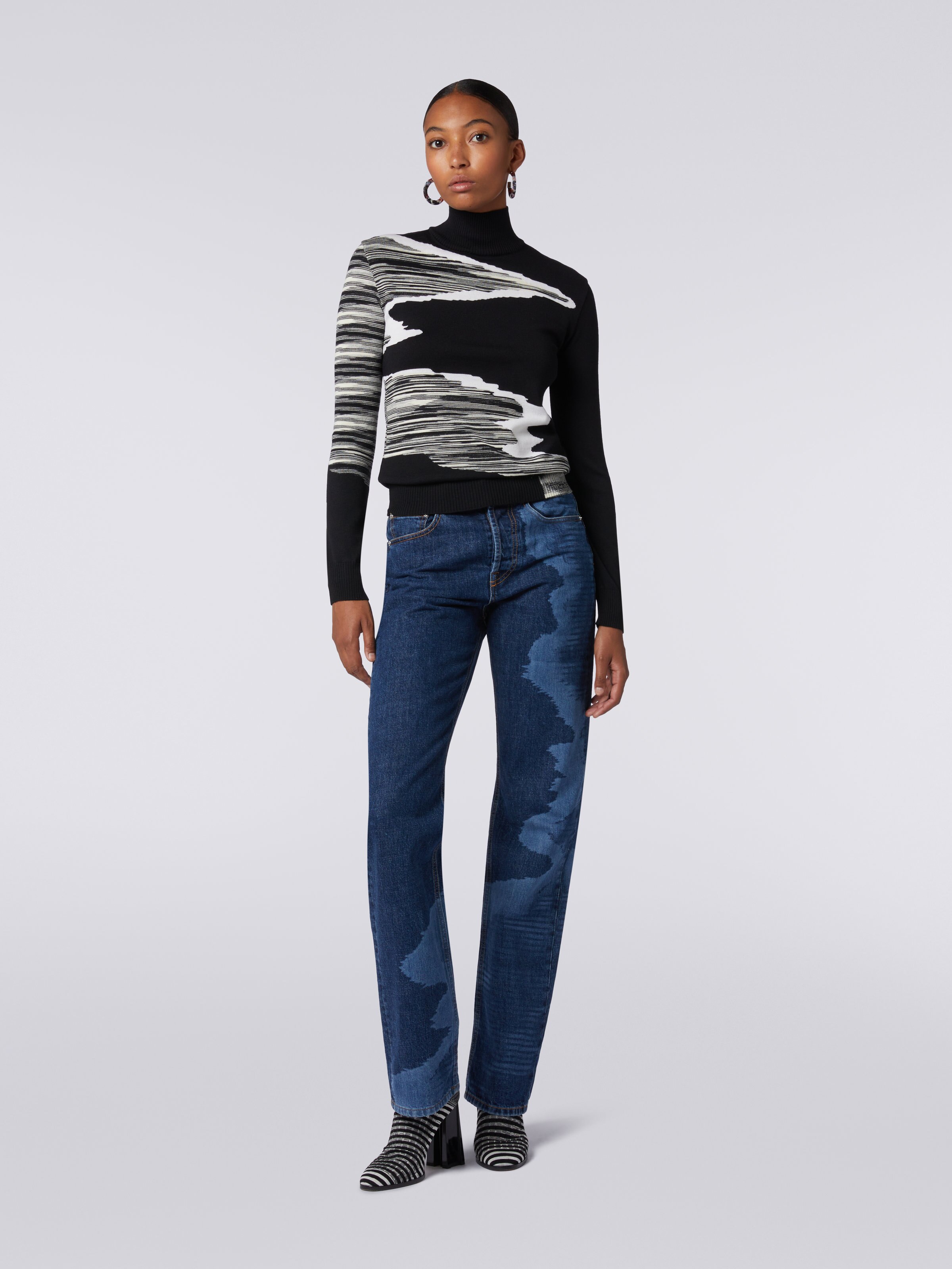 Pullover a collo alto con intarsio in lana, Bianco & Nero - 1
