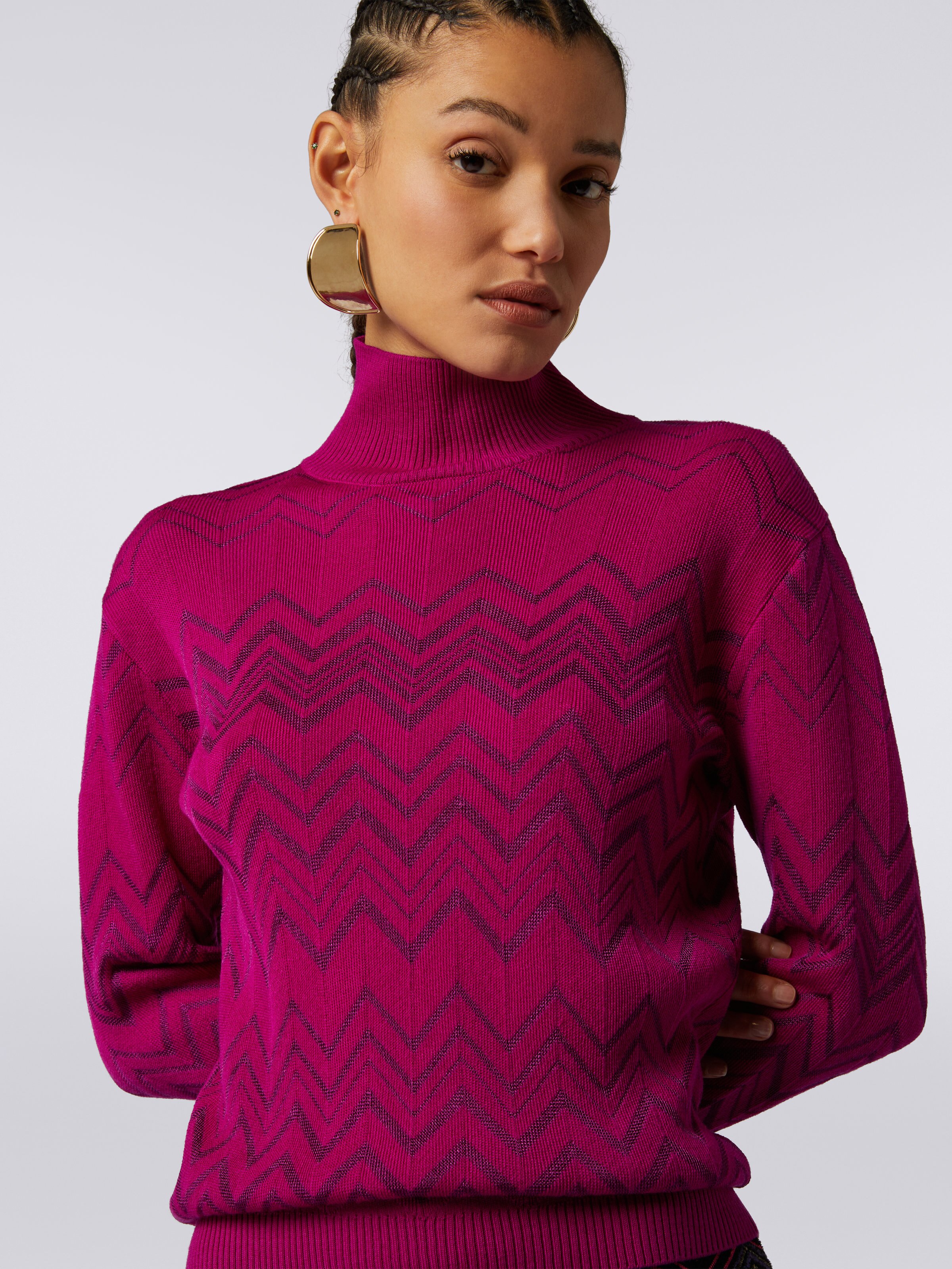 Pullover a collo alto in lana e viscosa chevron, Viola  - 4