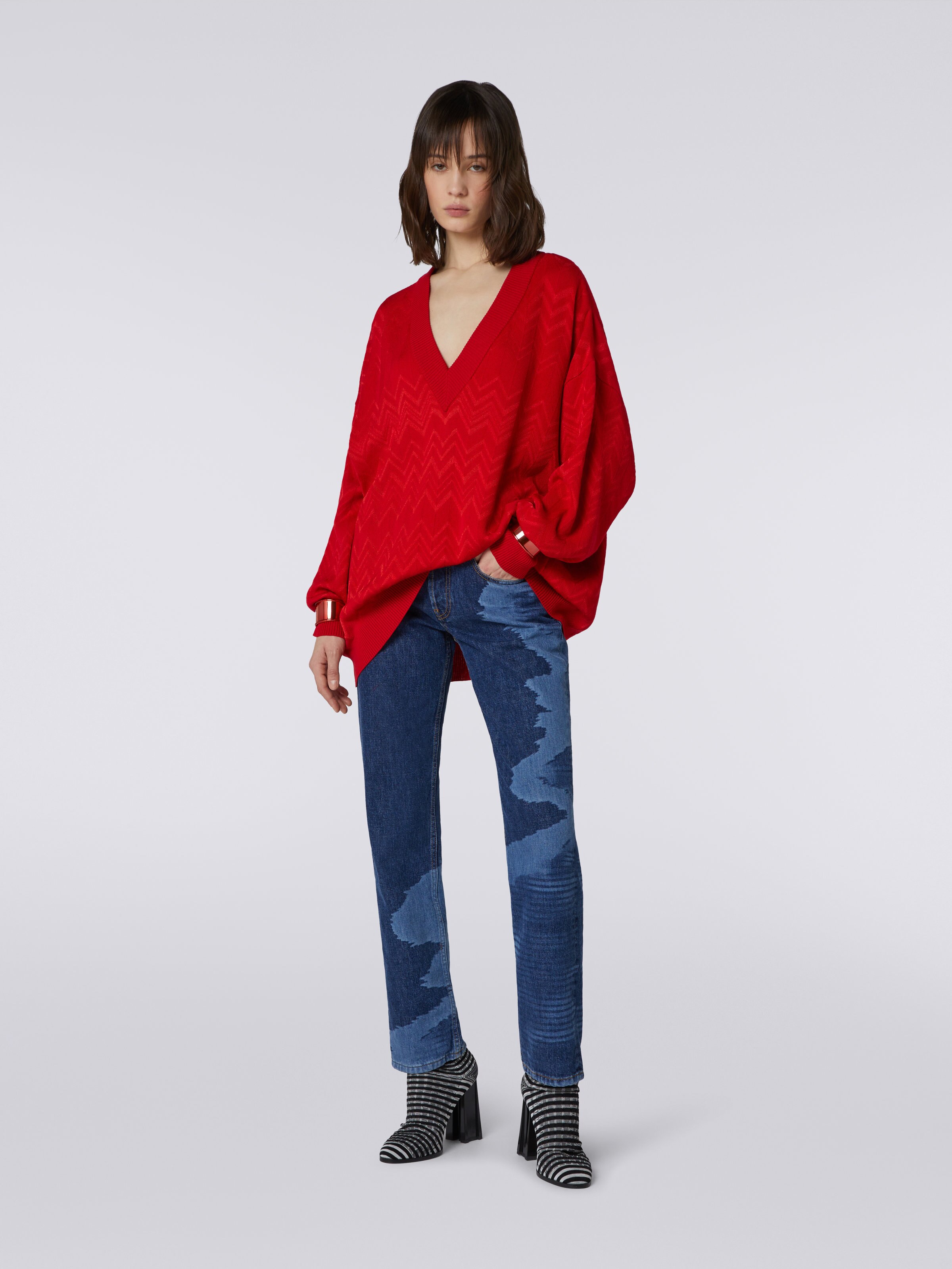 Wool and viscose chevron V-neckline pullover, Red  - 1