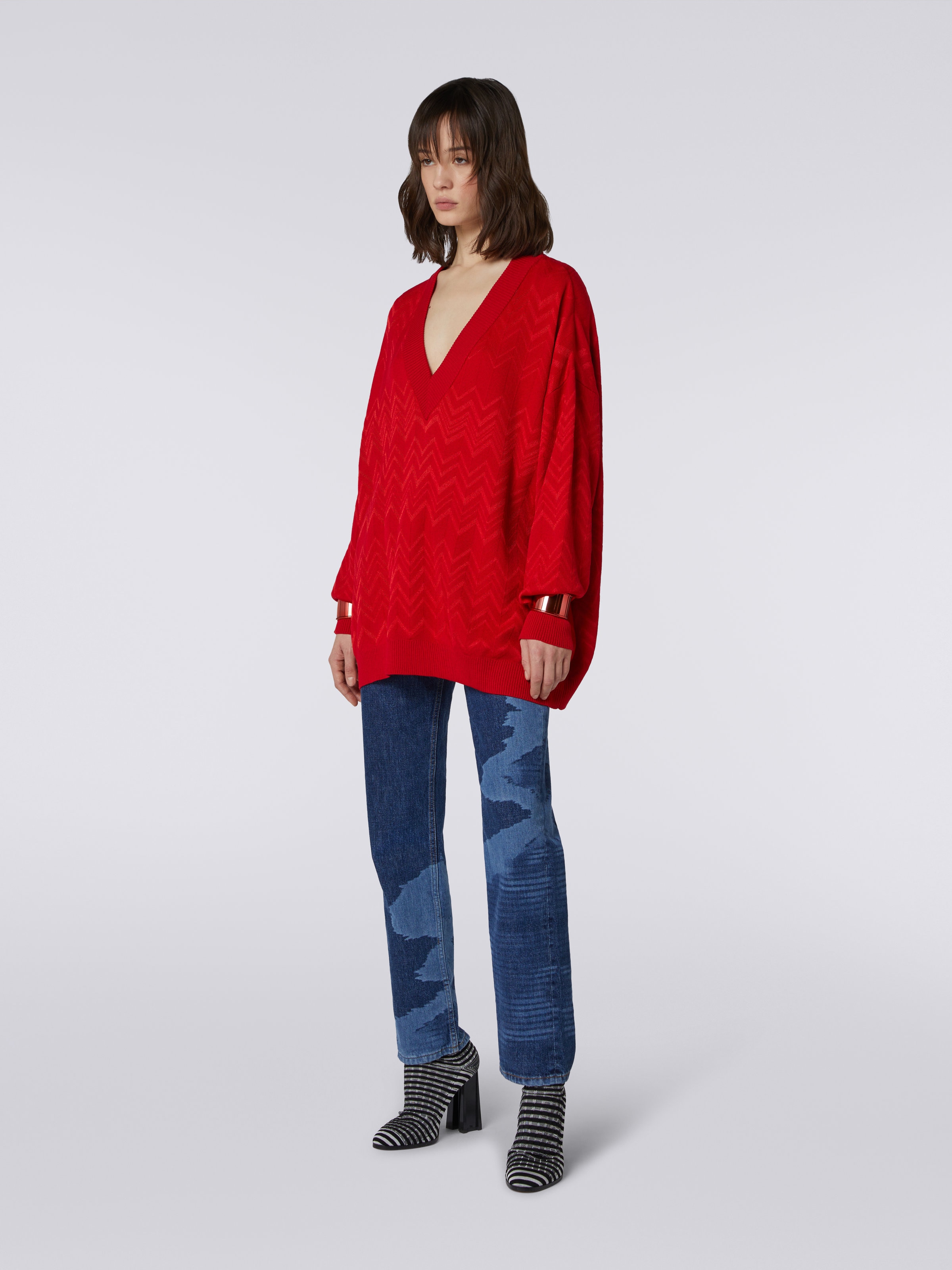 Wool and viscose chevron V-neckline pullover, Red  - 2