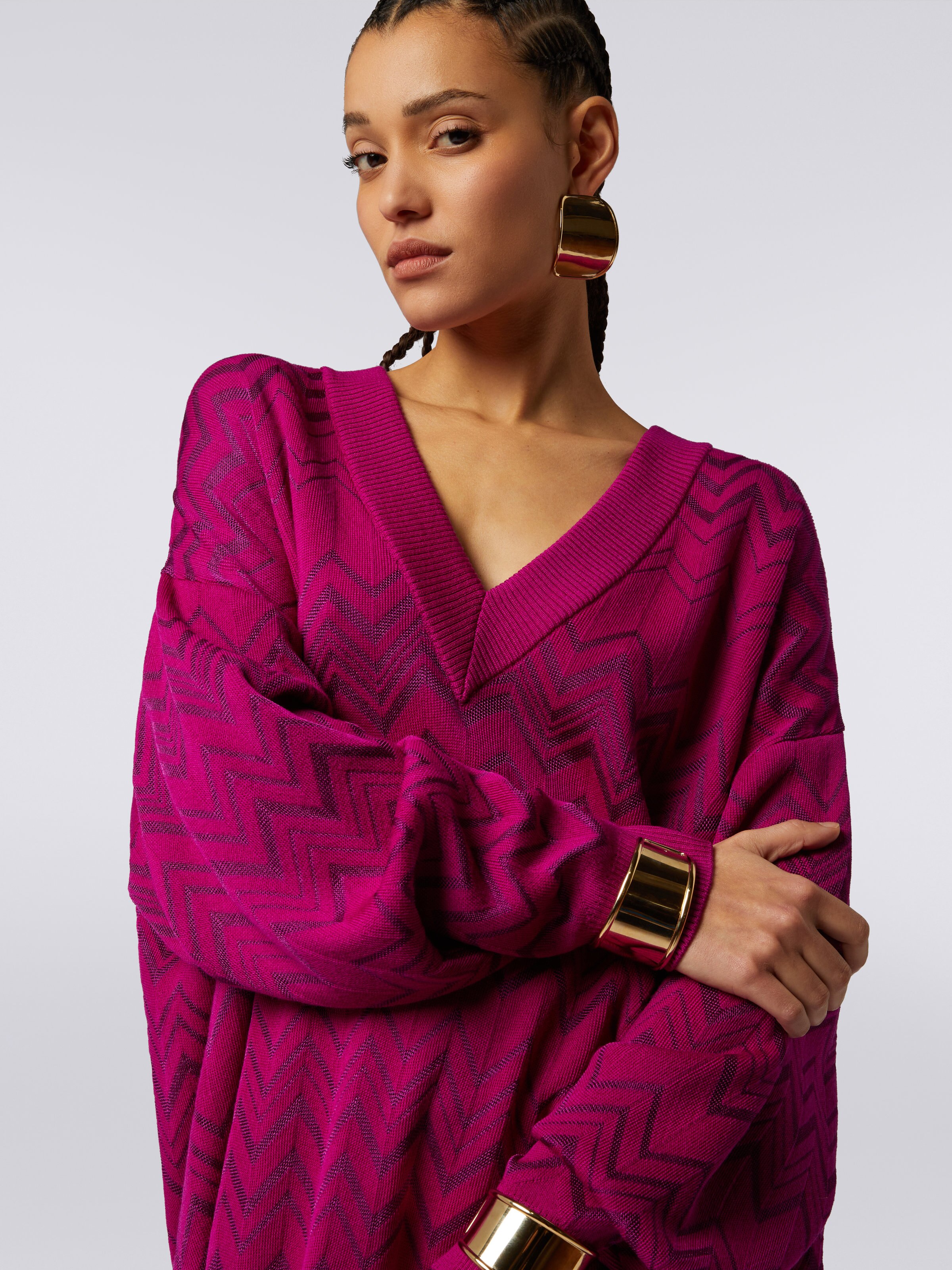 Wool and viscose chevron V-neckline pullover, Purple  - 4